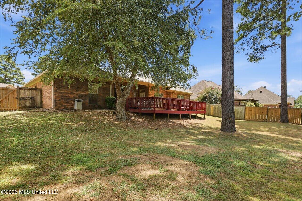 122 Addison Way Property Photo 30