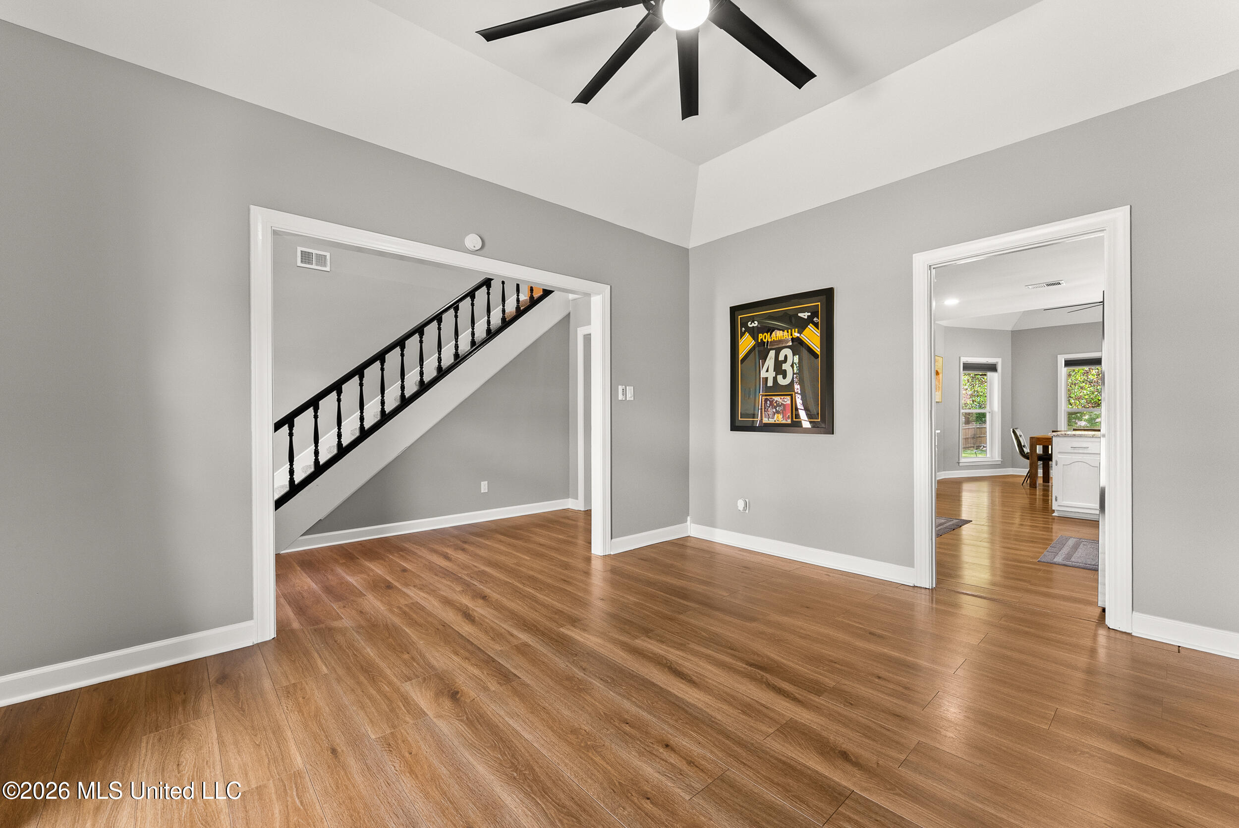 7254 Flower Creek Drive Property Photo 13