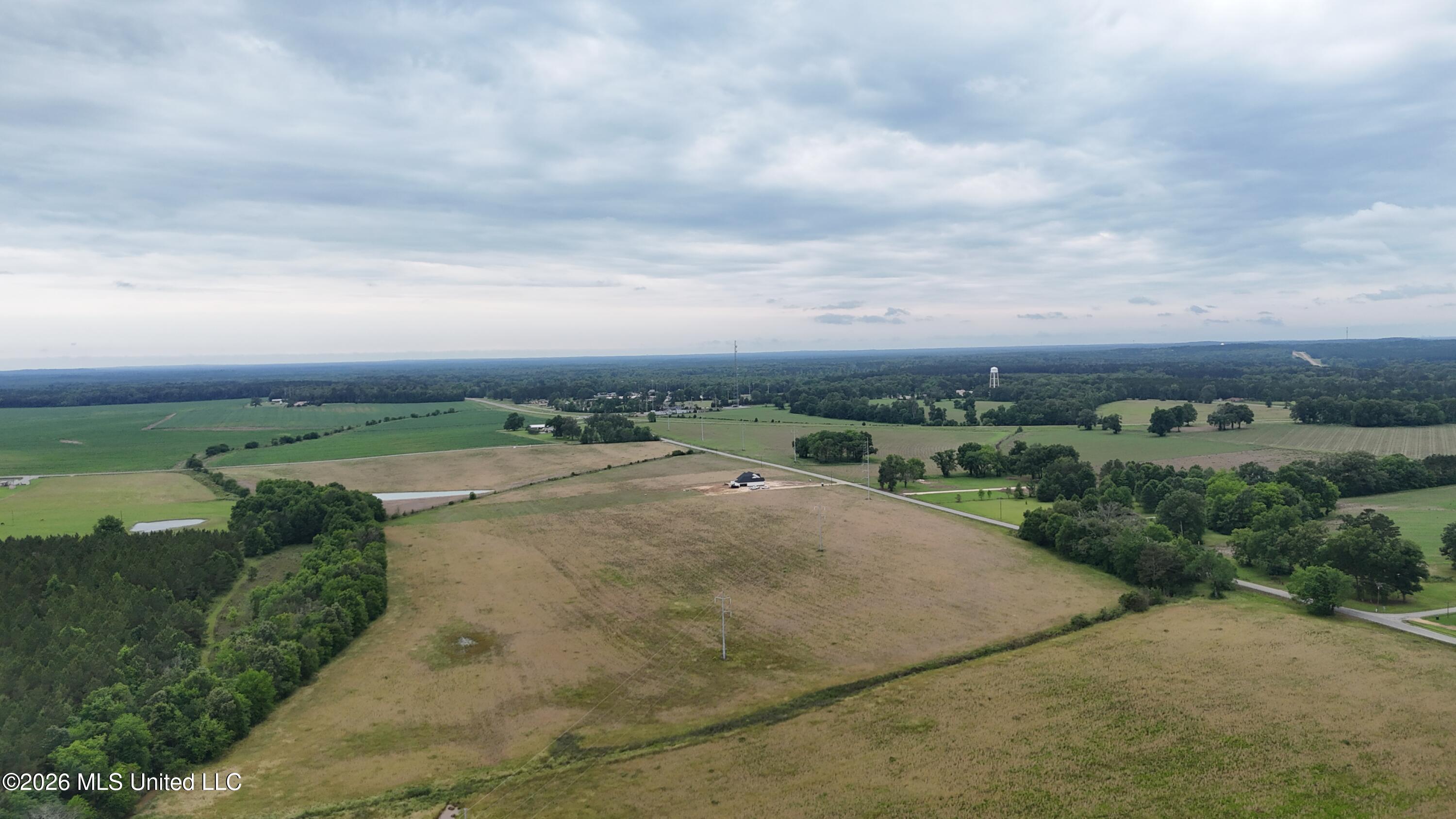 N Sandhill Road Property Photo 6