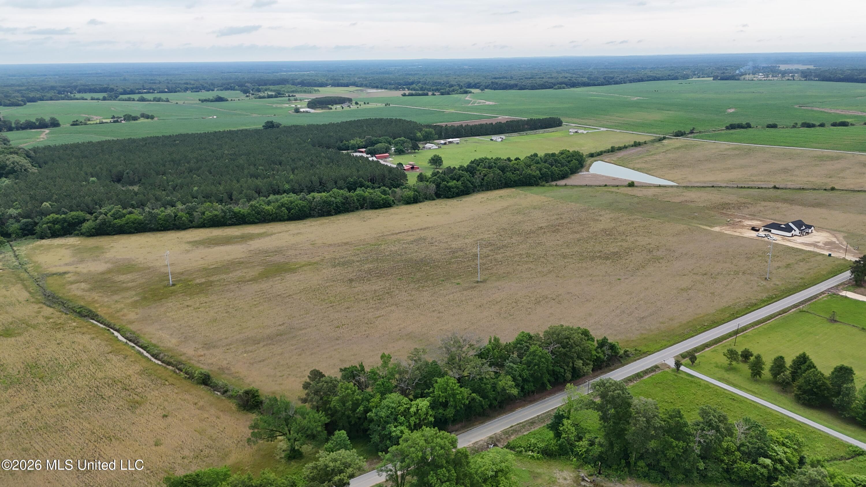 N Sandhill Road Property Photo 22