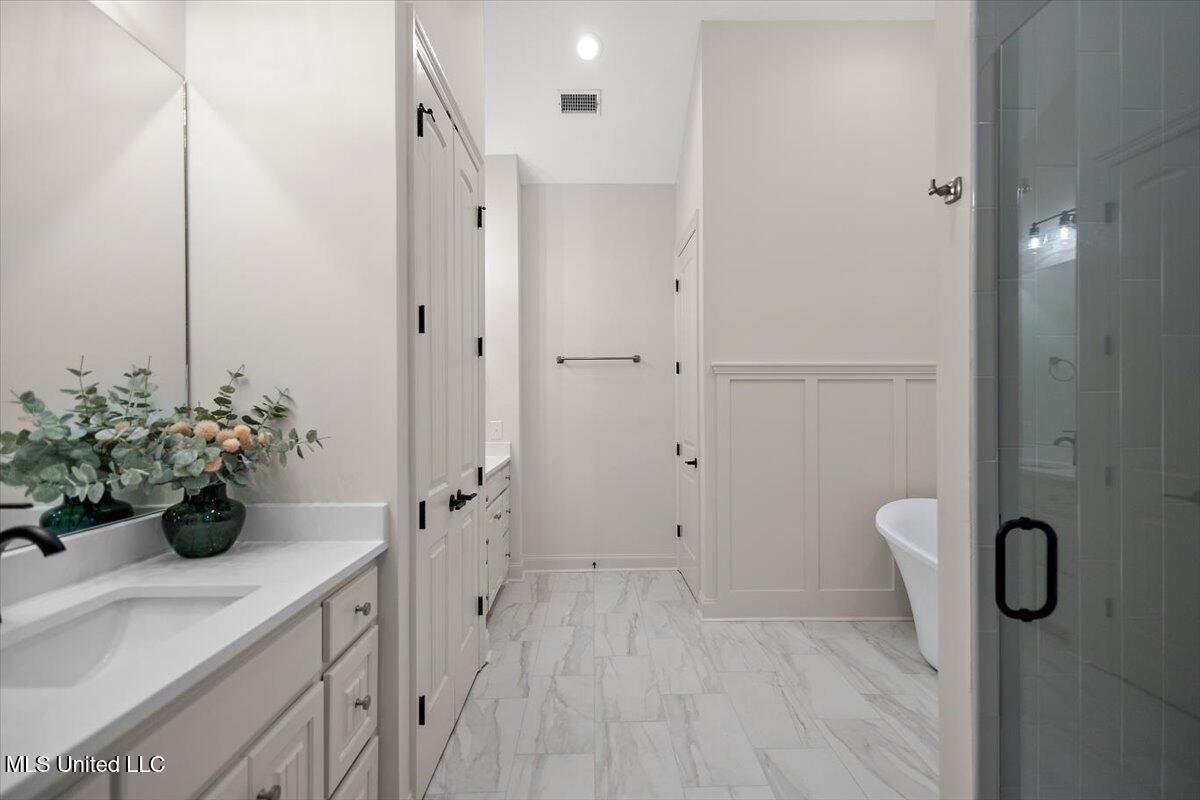 6603 Wirtz Road Property Photo 15