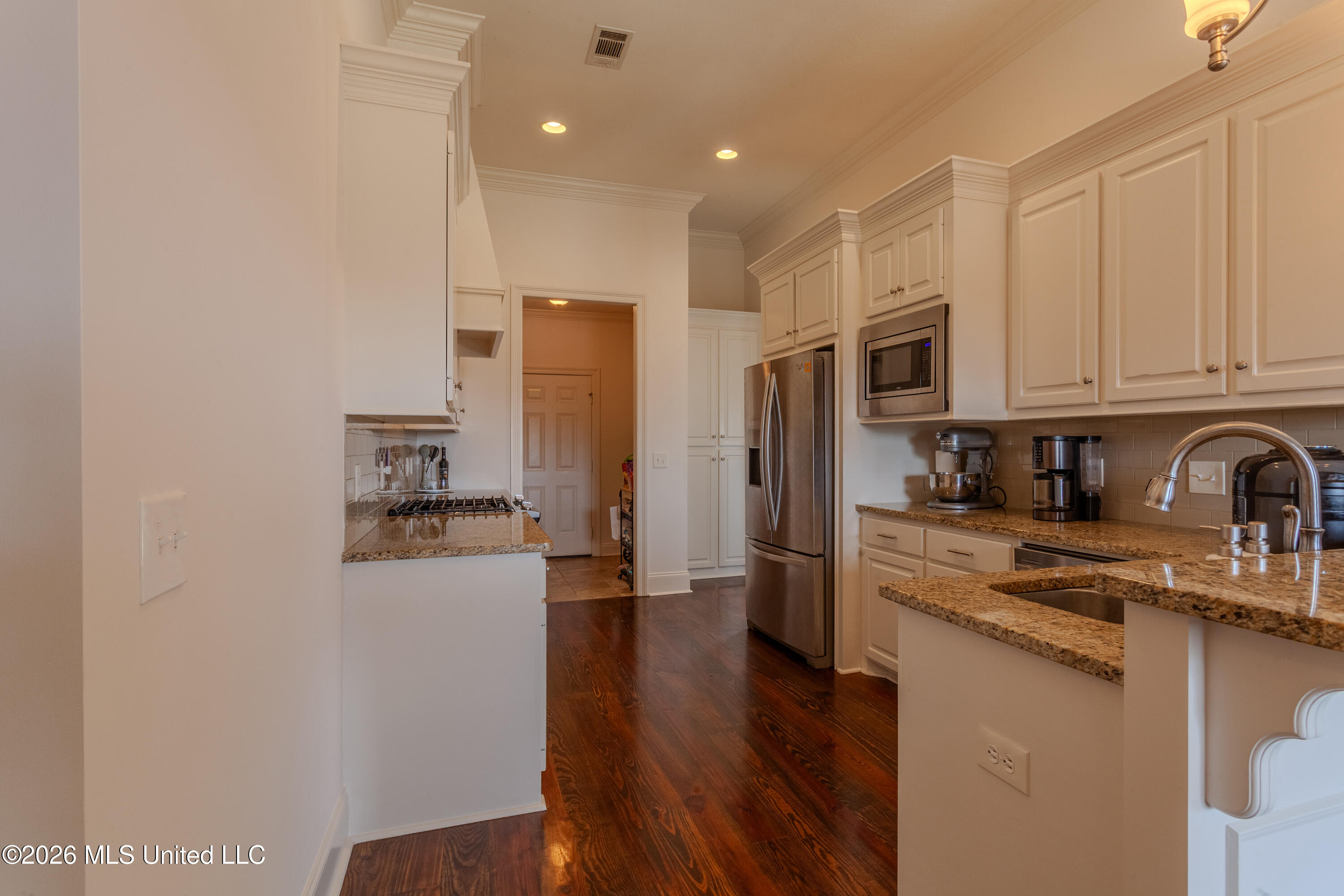 292 Buckhead Drive Property Photo 8