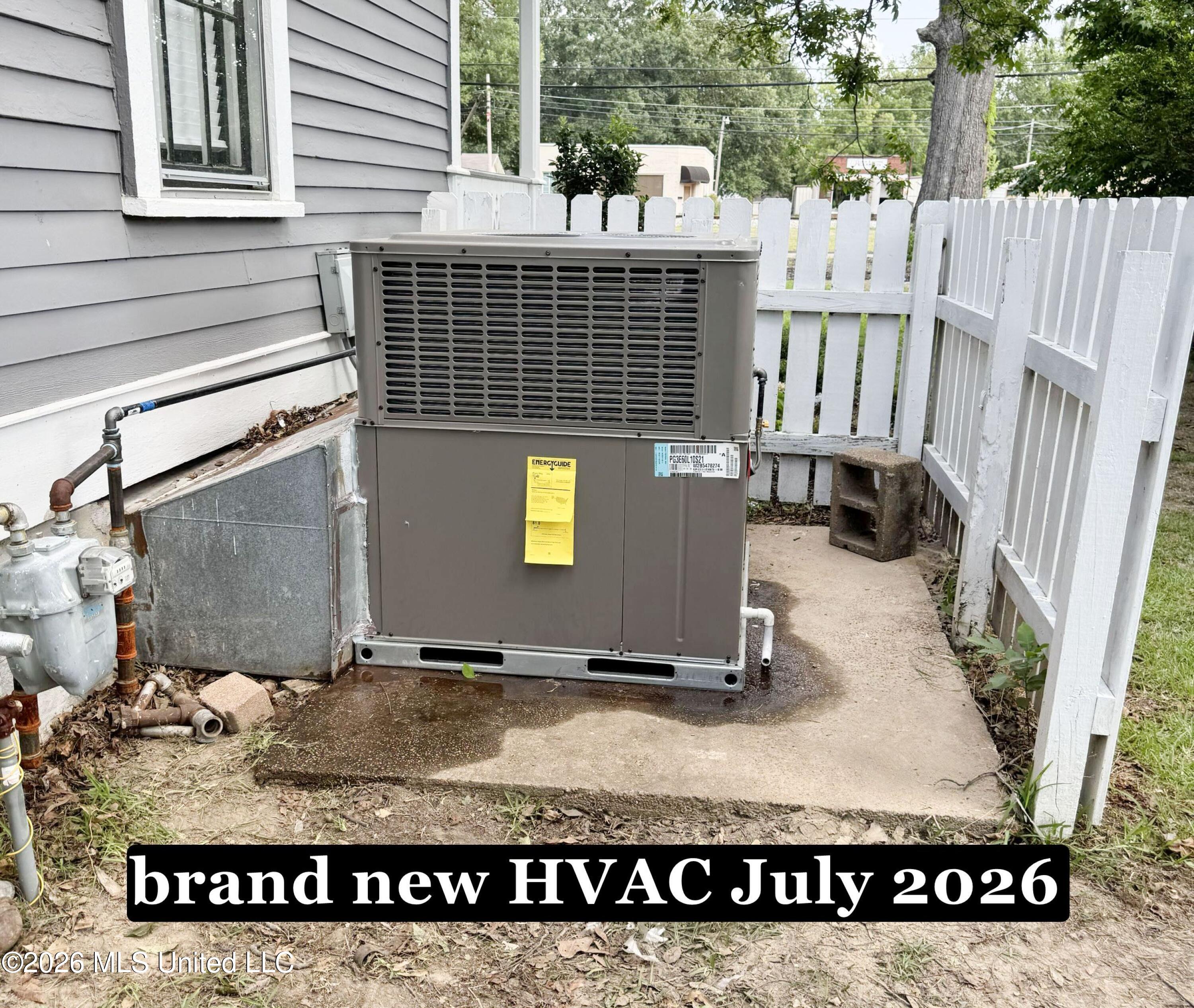 201 Boothe Street Property Photo 2