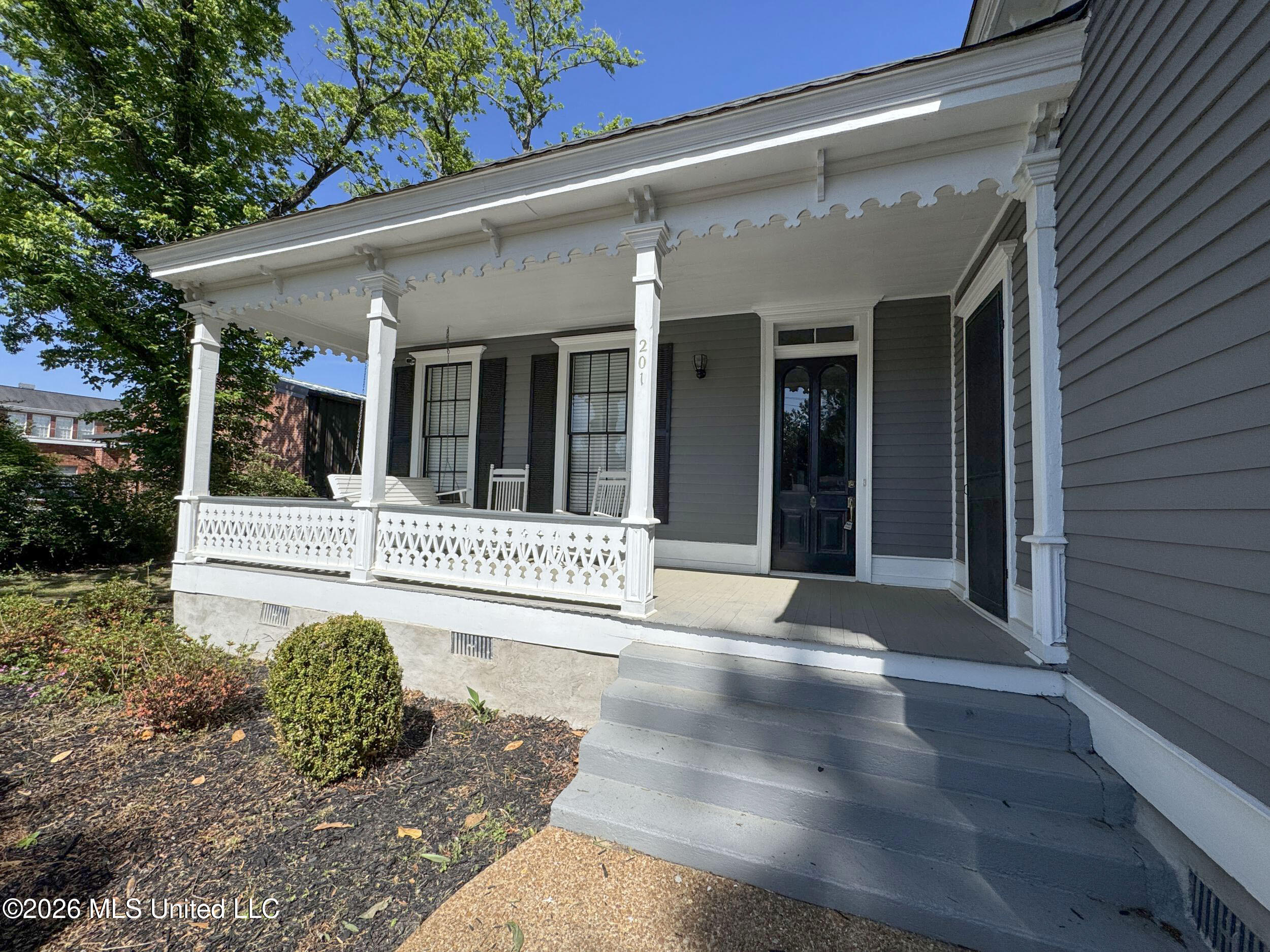 201 Boothe Street Property Photo 24