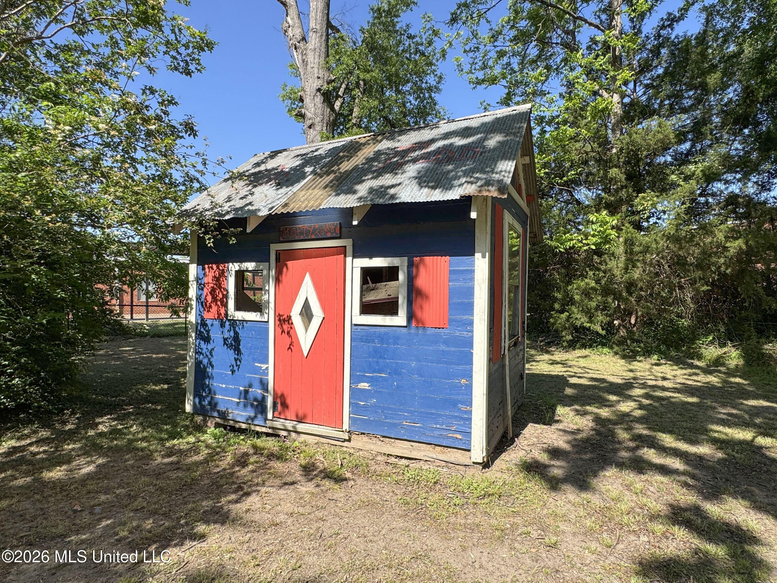 201 Boothe Street Property Photo 34
