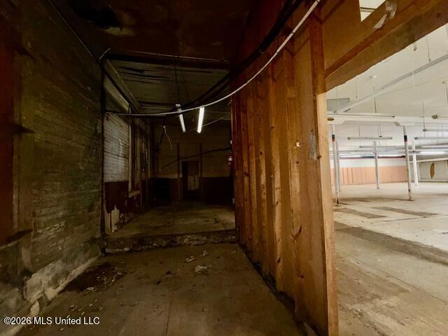 173 W Railroad Avenue Property Photo 9