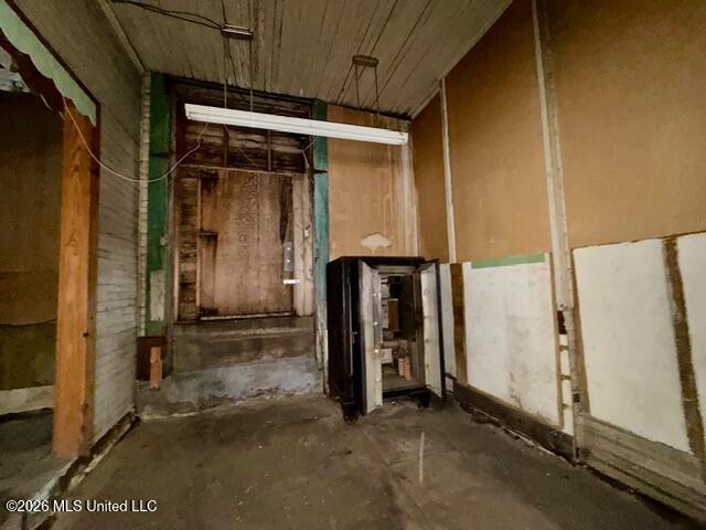 173 W Railroad Avenue Property Photo 11