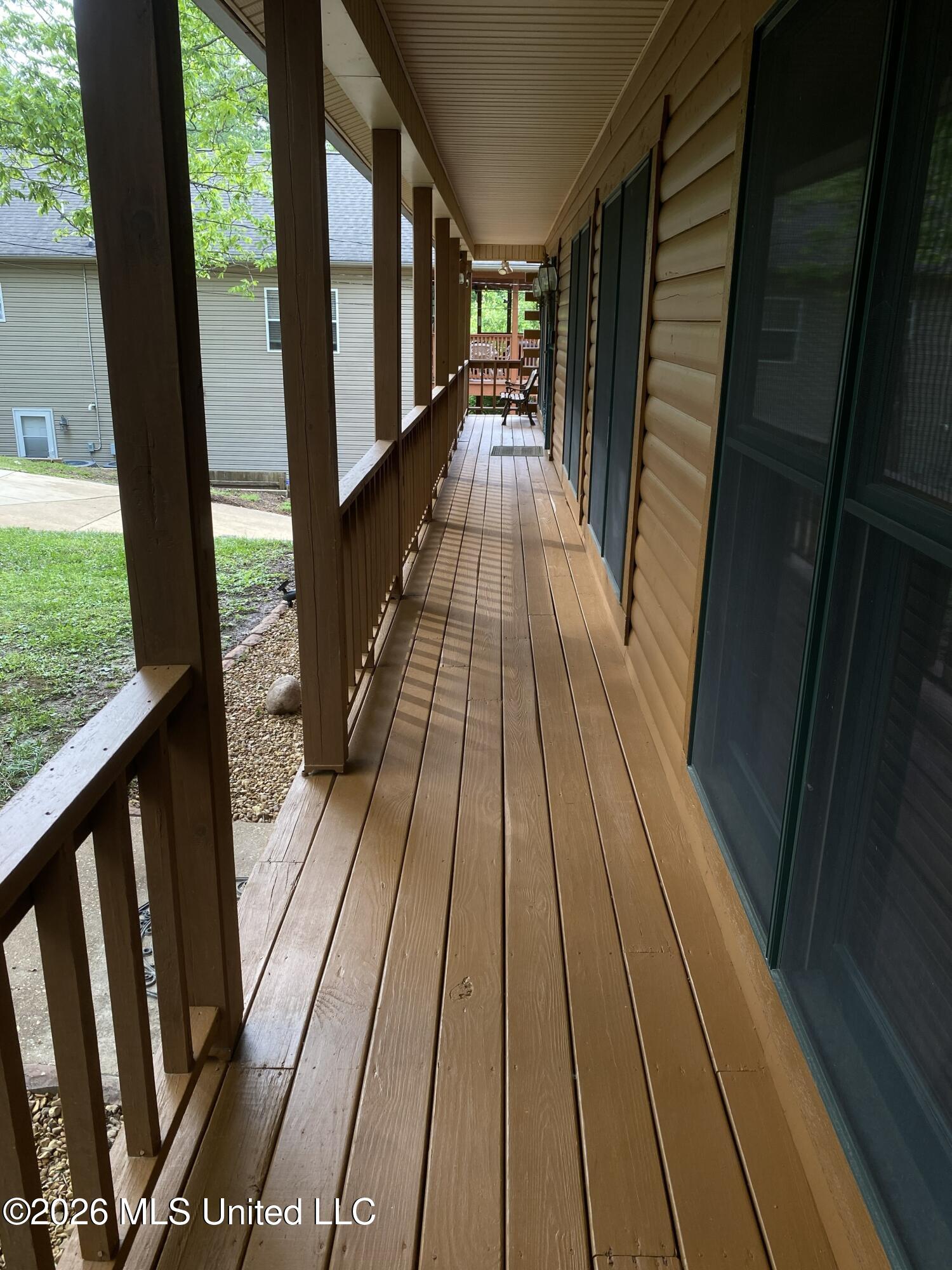 494 Lakeview Drive Property Photo 14