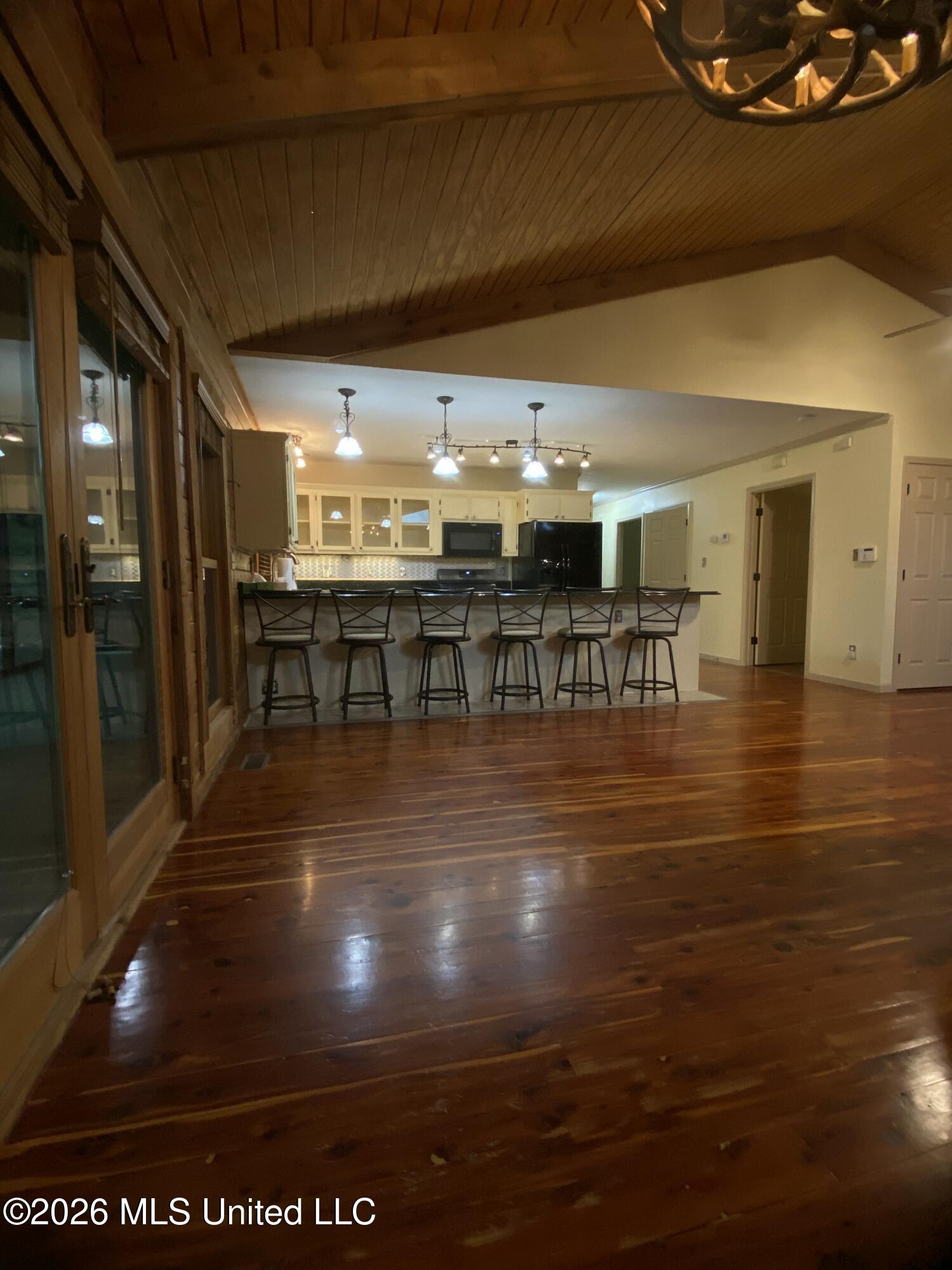 494 Lakeview Drive Property Photo 29