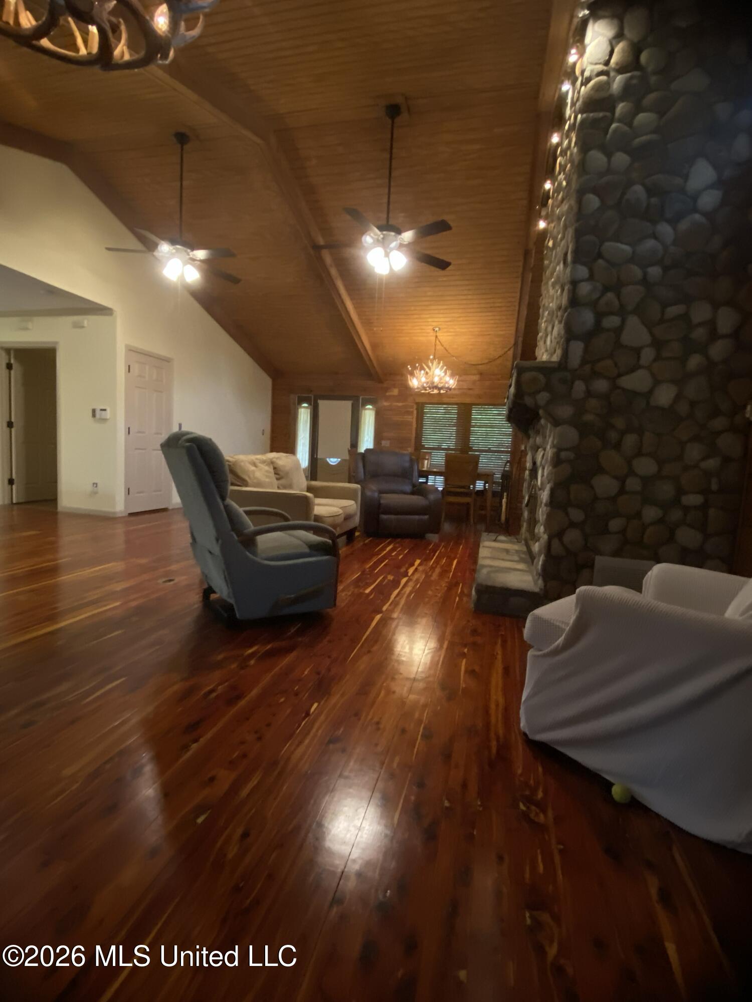 494 Lakeview Drive Property Photo 31