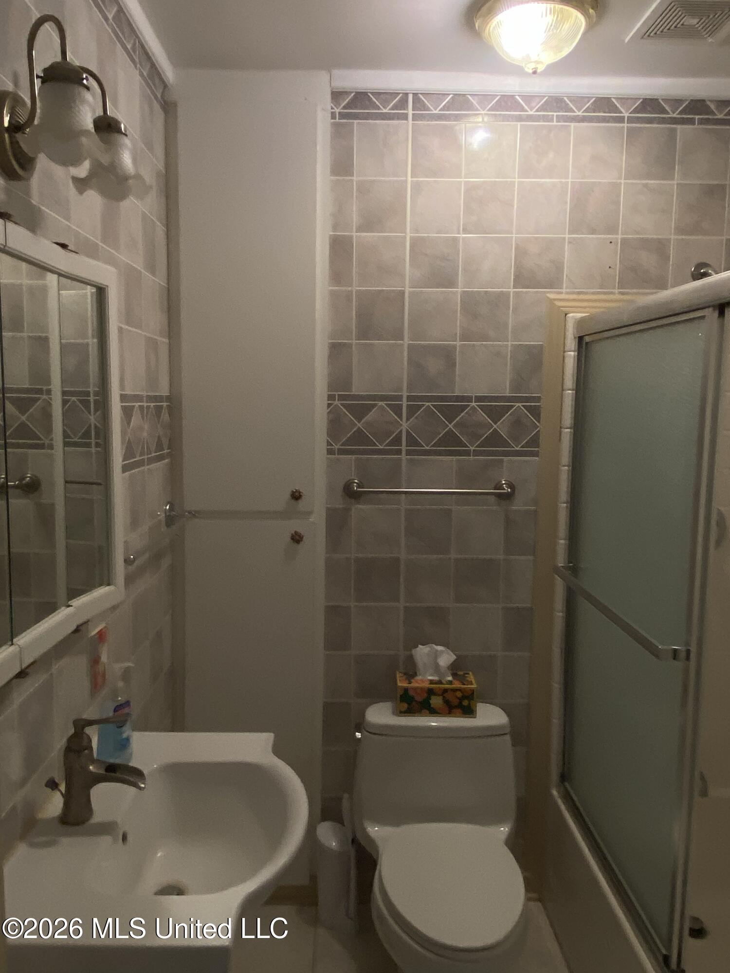 494 Lakeview Drive Property Photo 33