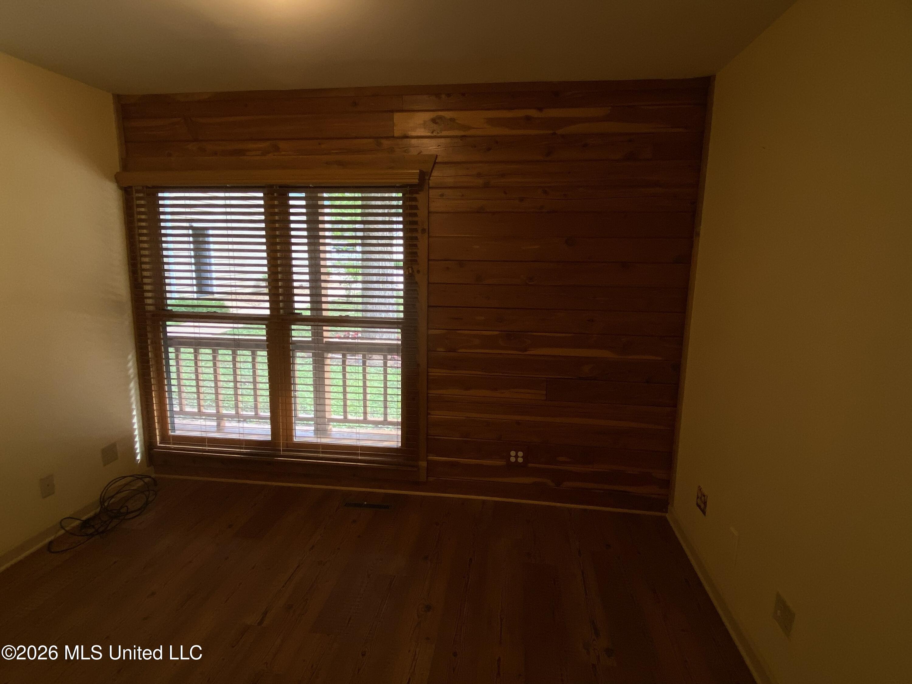 494 Lakeview Drive Property Photo 42
