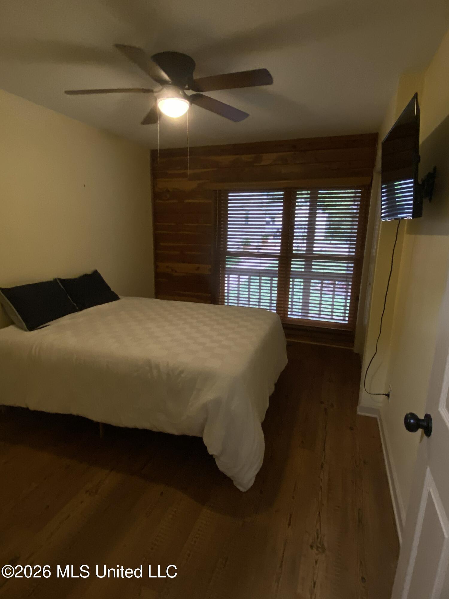 494 Lakeview Drive Property Photo 43