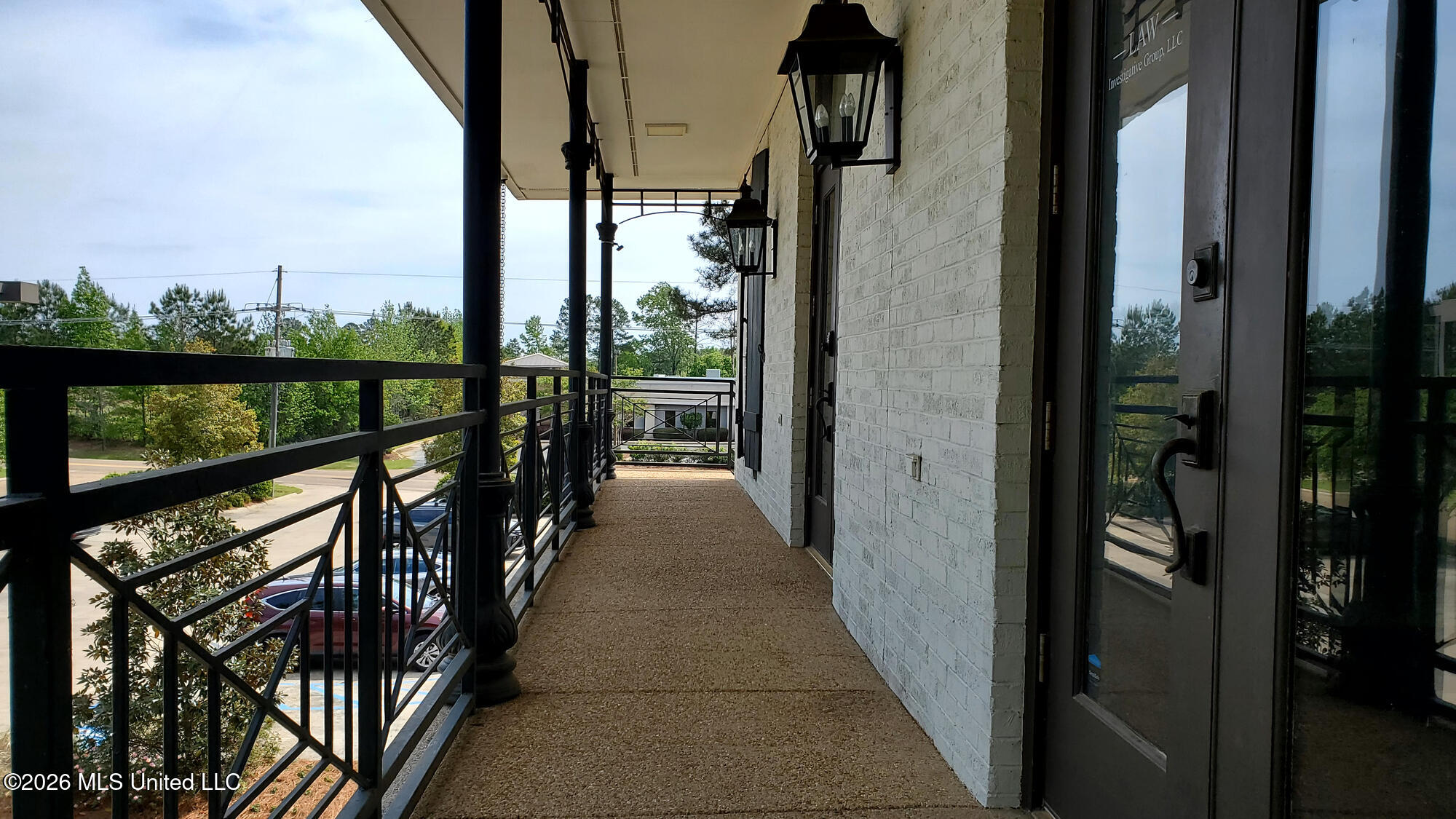 1030 Northpark Drive Property Photo 4