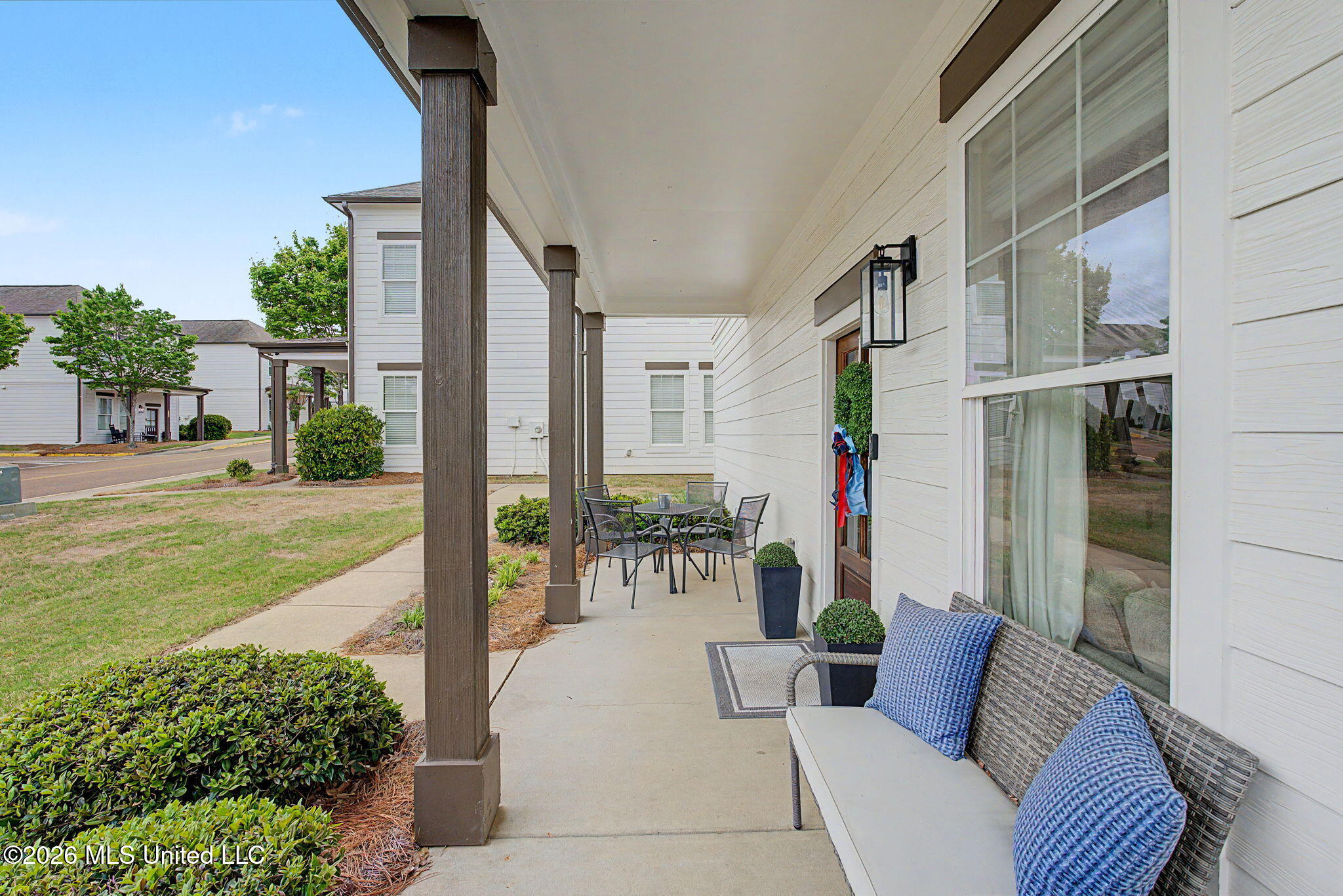 453 Olive Branch Way Property Photo 4