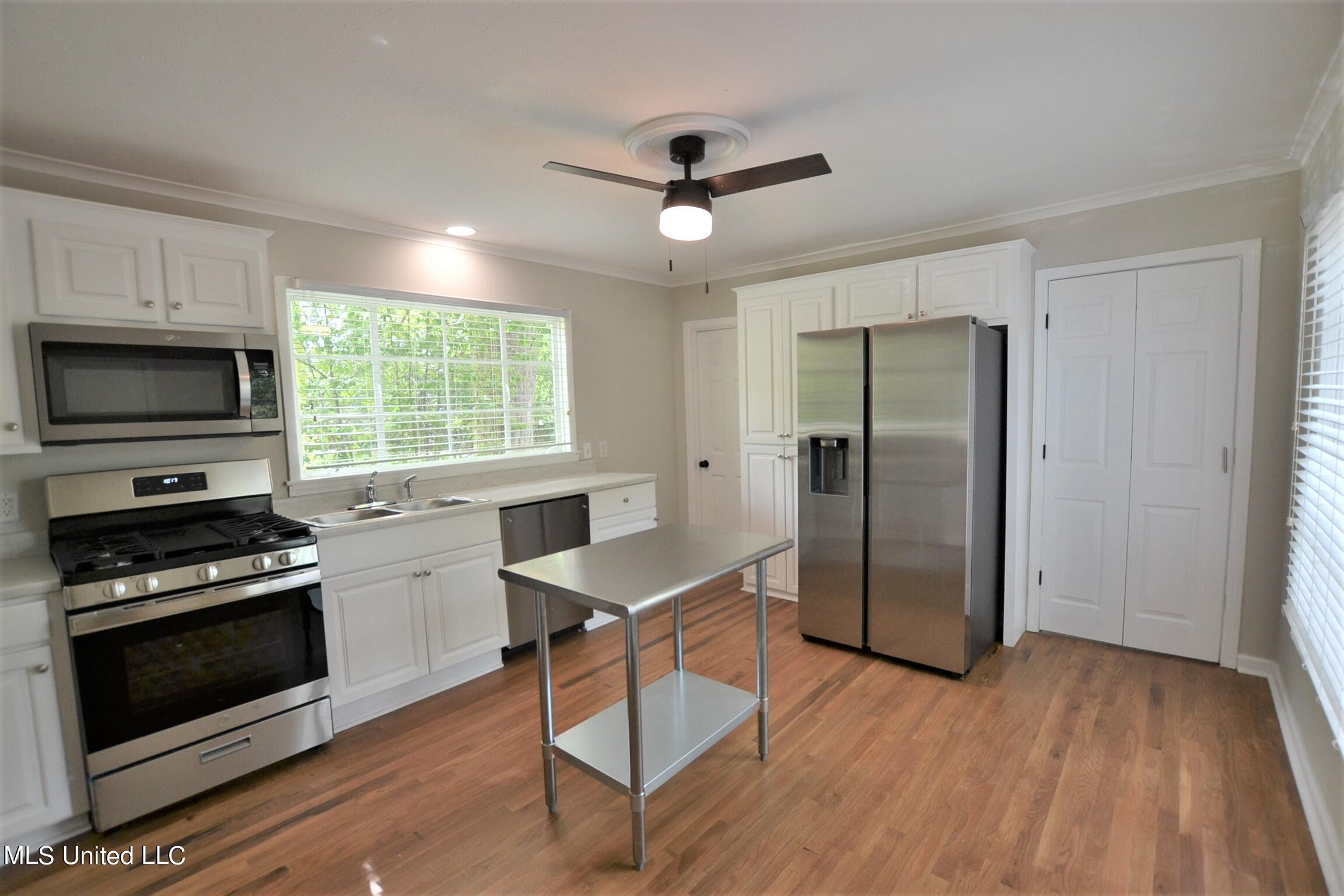 4220 Council Circle Property Photo 9