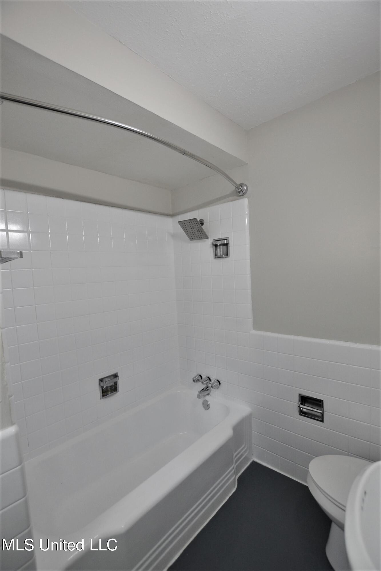 4220 Council Circle Property Photo 14