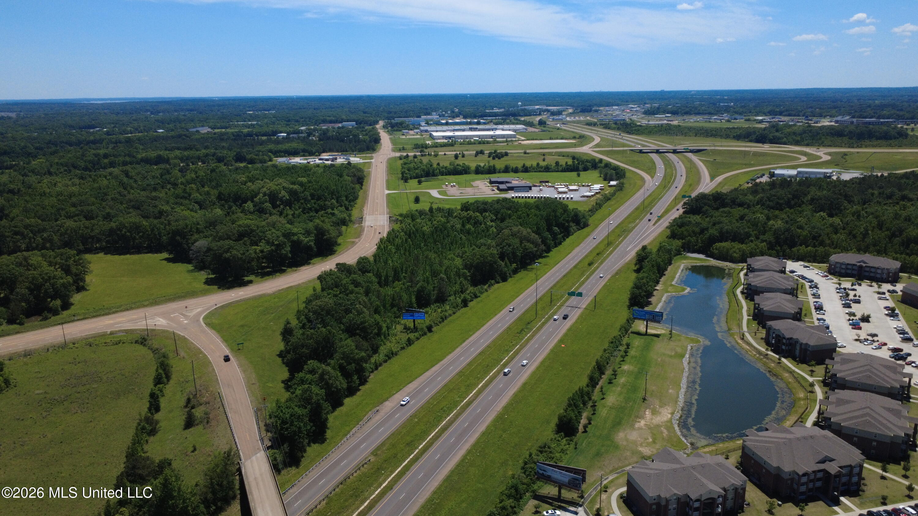 Interstate 55 Property Photo 4