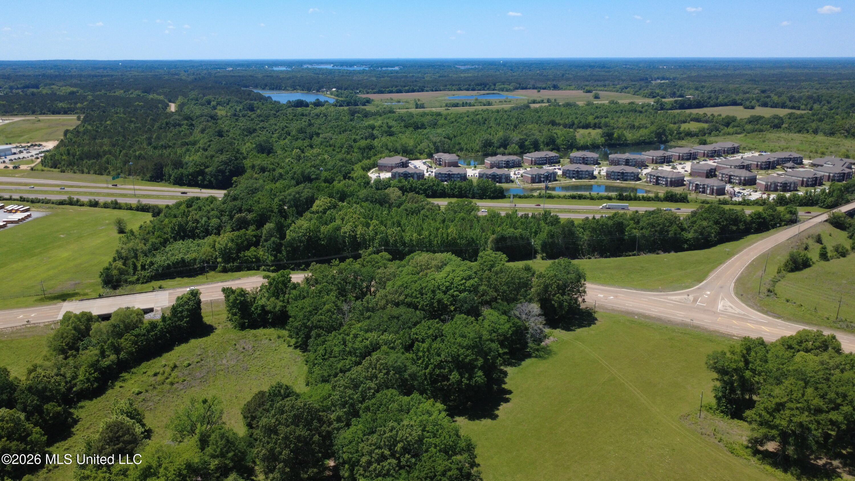 Interstate 55 Property Photo 8