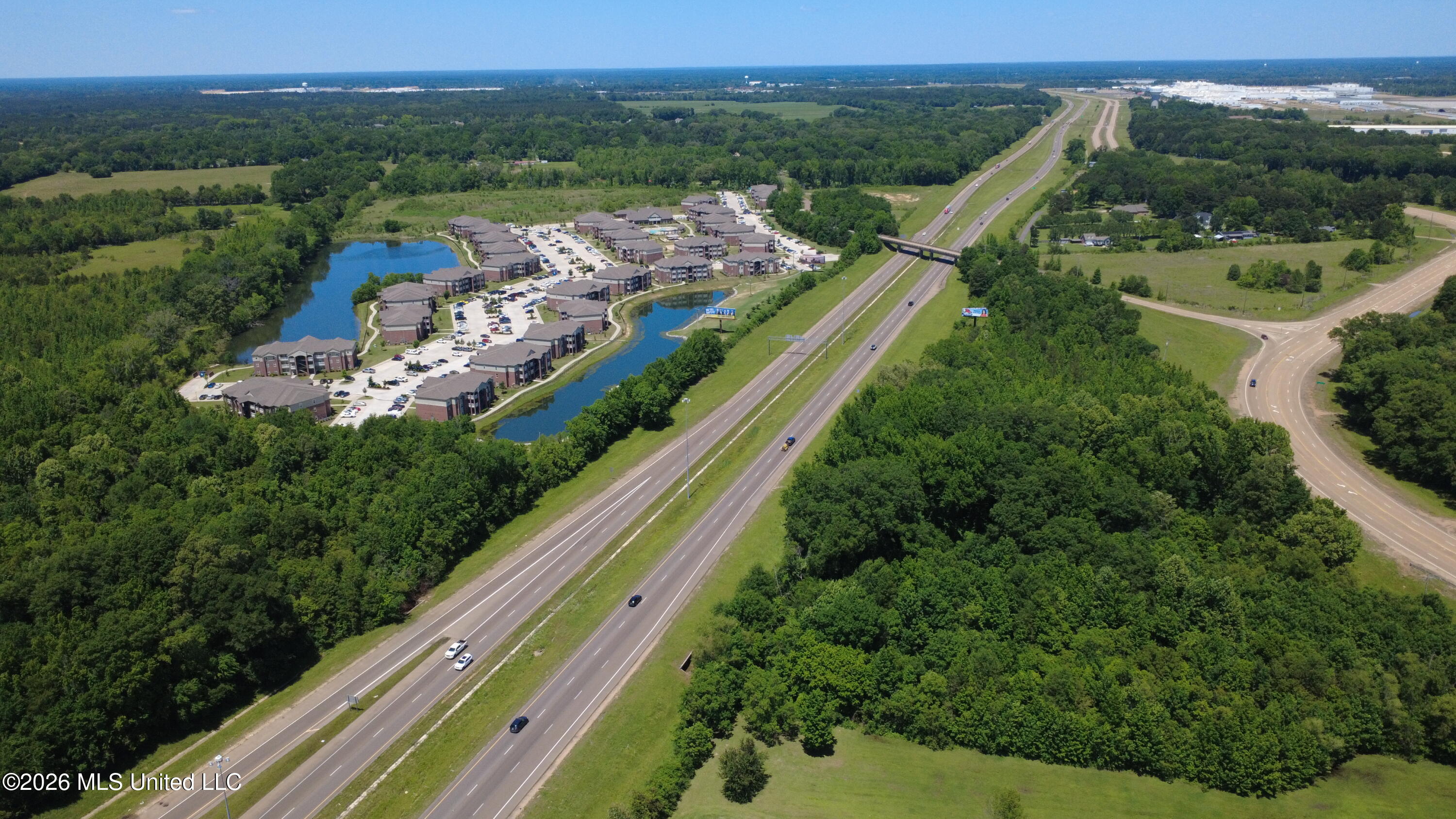 Interstate 55 Property Photo 15