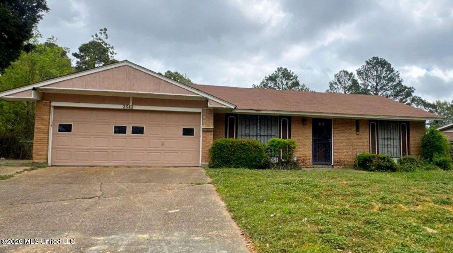 2342 Overbrook Drive Property Photo 2