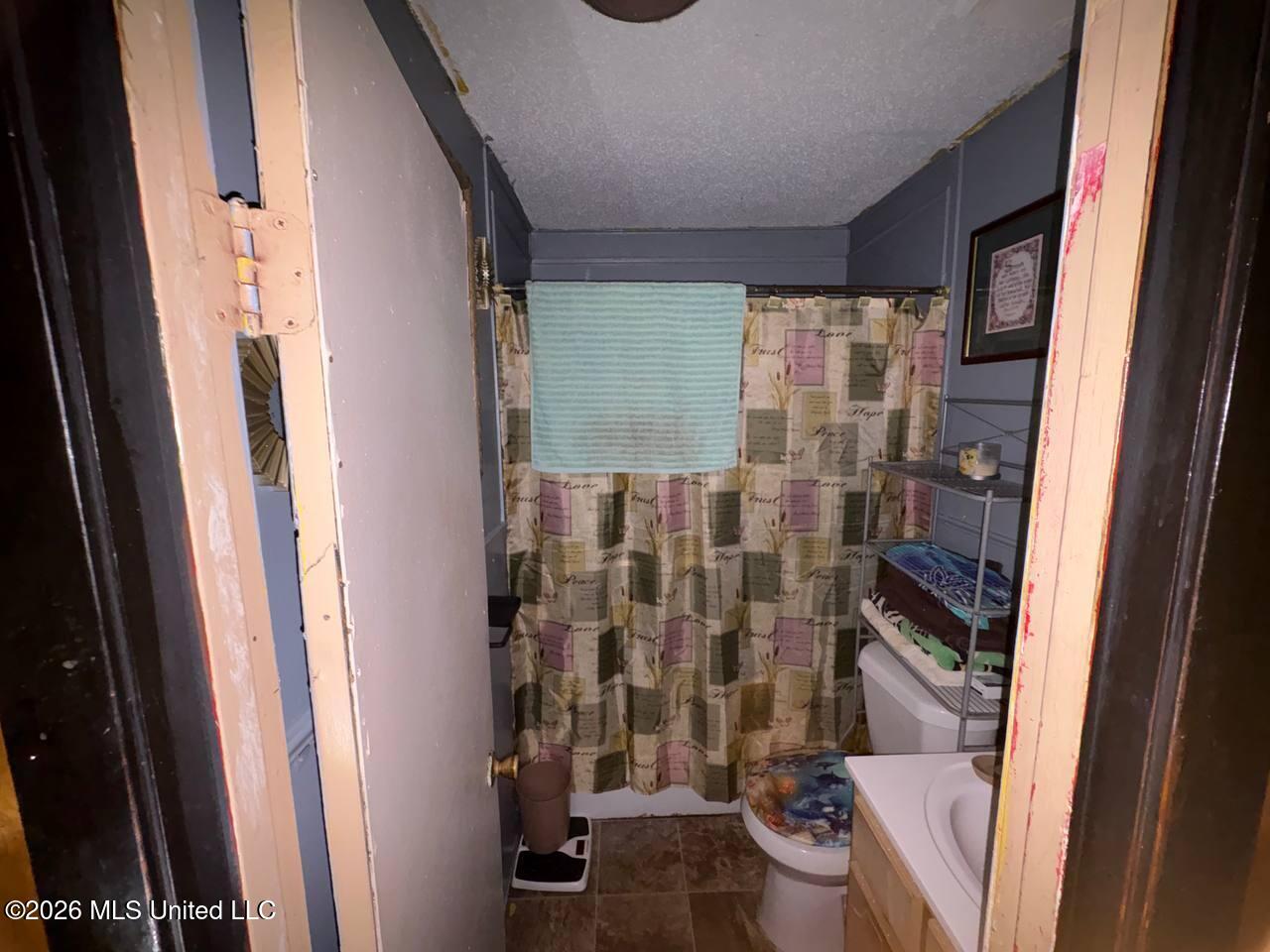 190 Greenbriar Circle Property Photo 9