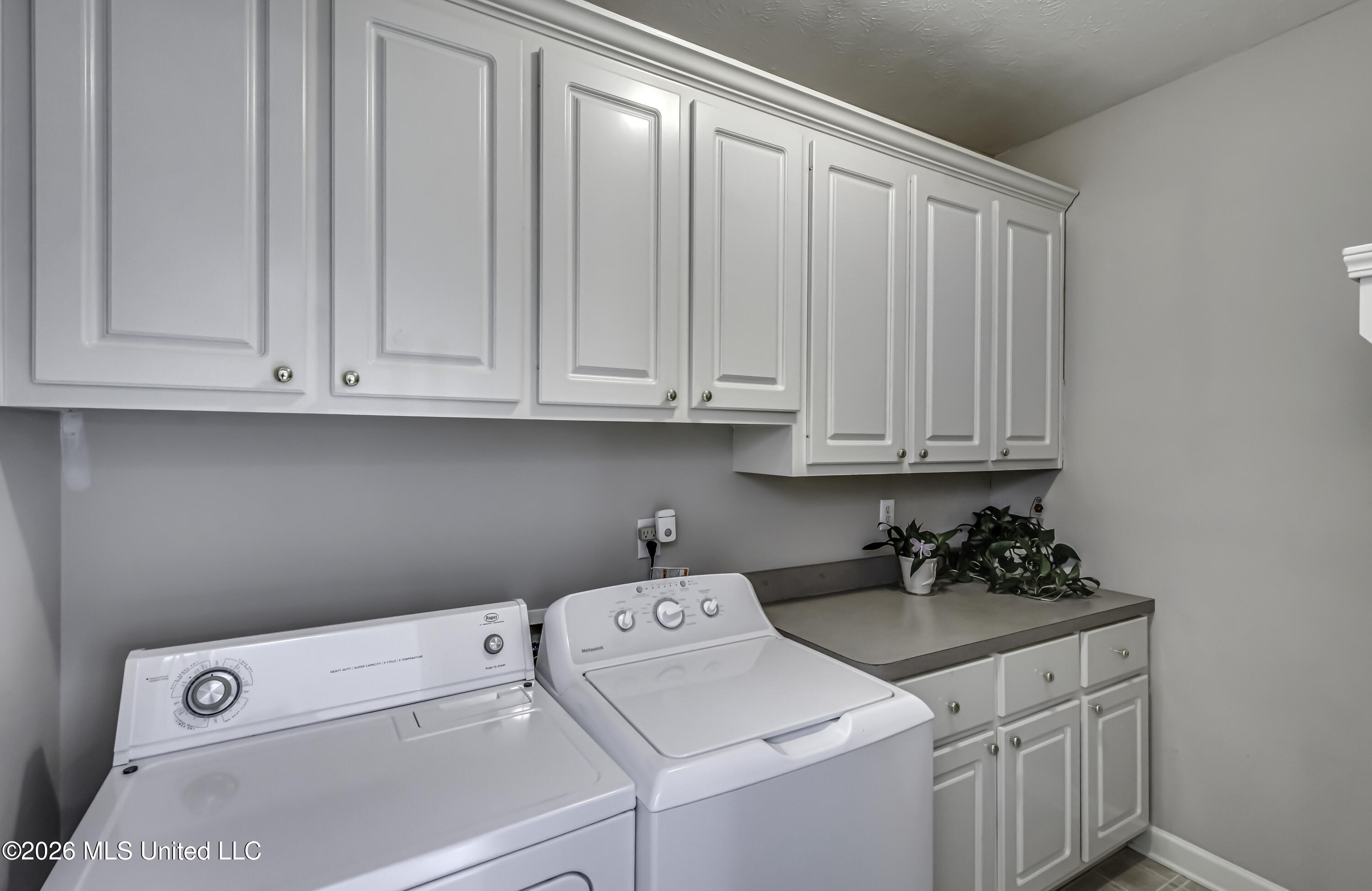 304 Beech Cove Property Photo 32
