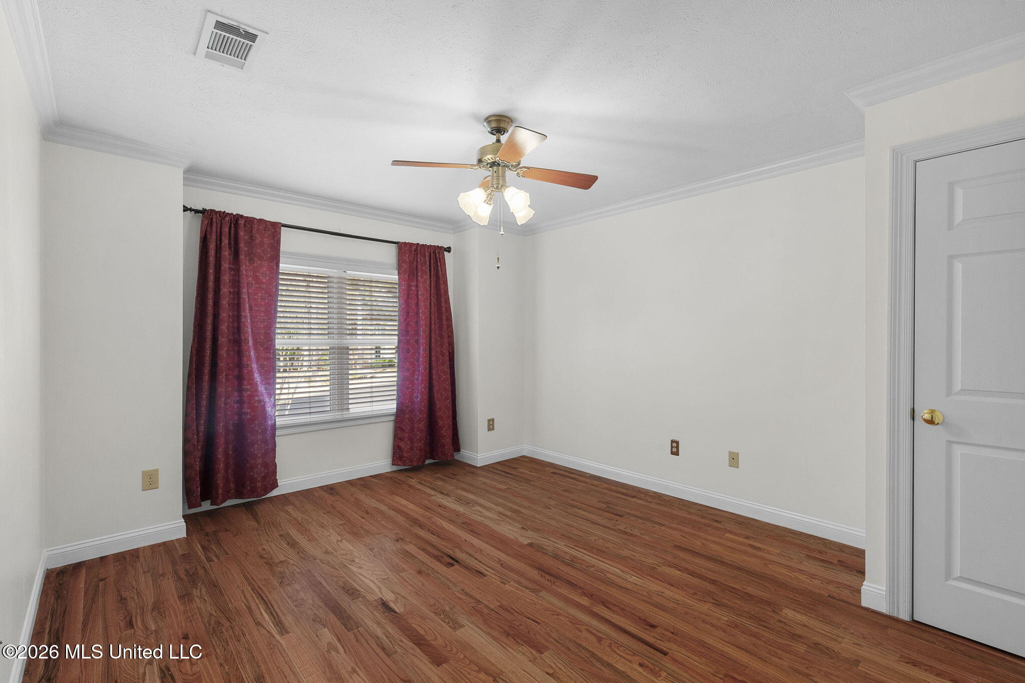 124 Adderley Boulevard Property Photo 24