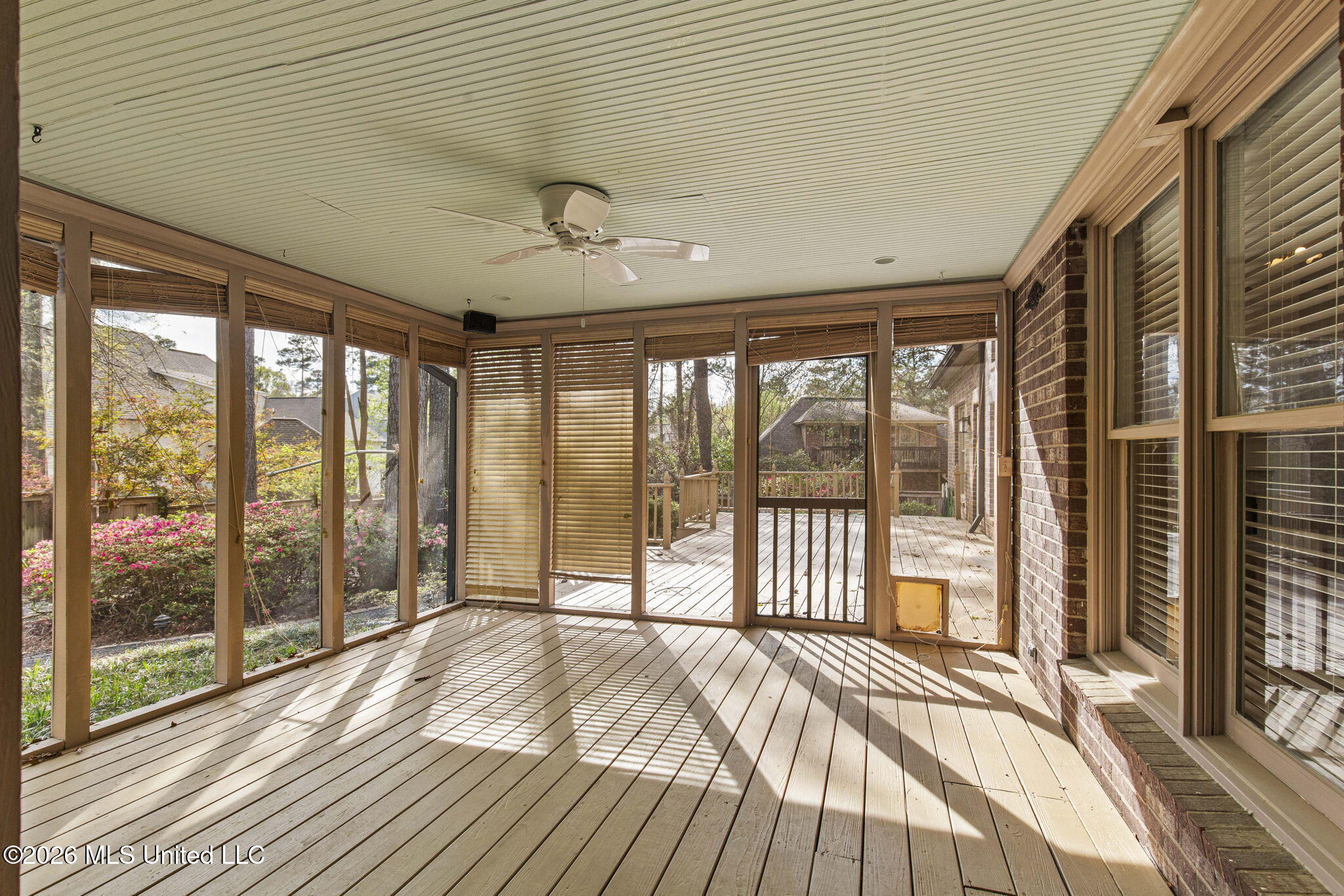 124 Adderley Boulevard Property Photo 35