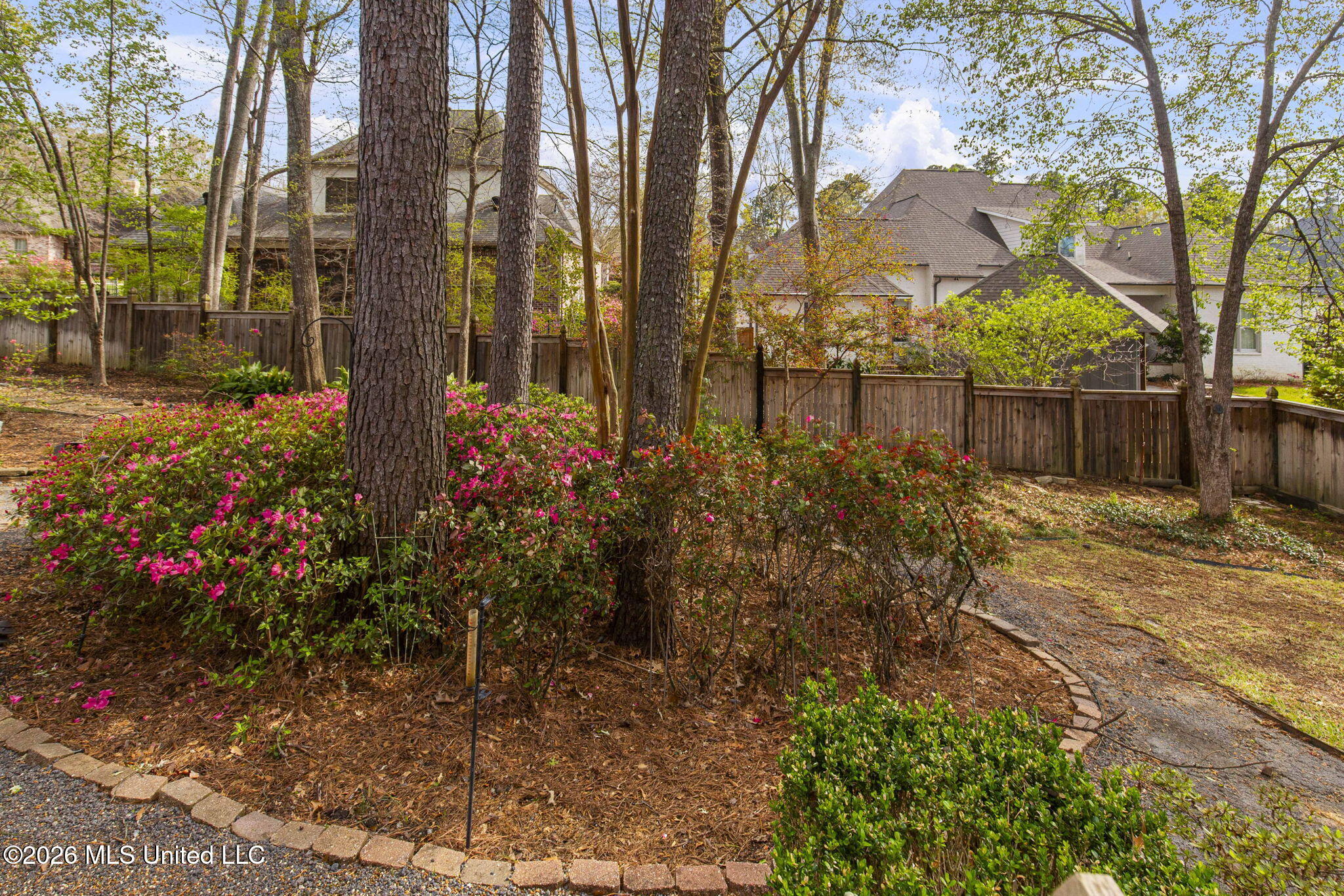 124 Adderley Boulevard Property Photo 40