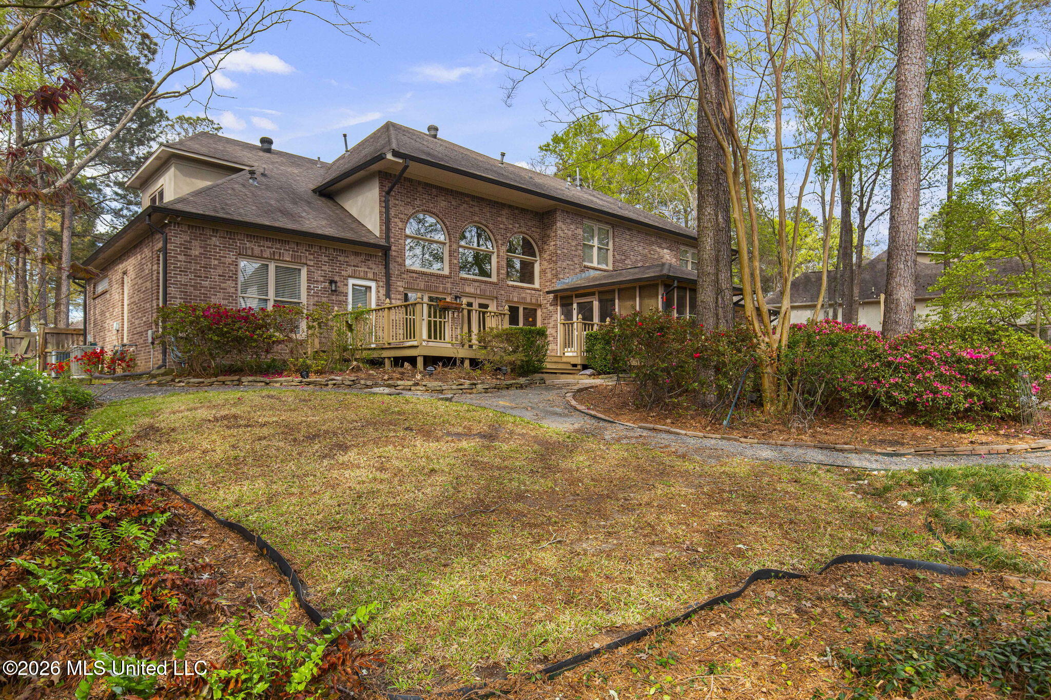 124 Adderley Boulevard Property Photo 41