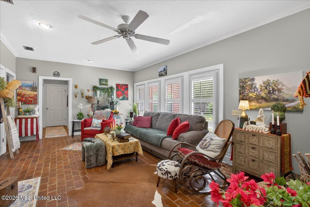 91189 Highway 42 Property Photo 15