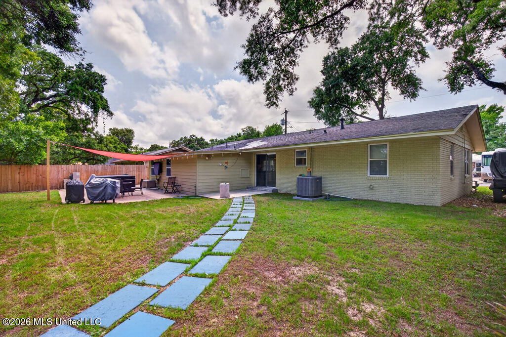 101 Olson Avenue Property Photo 22
