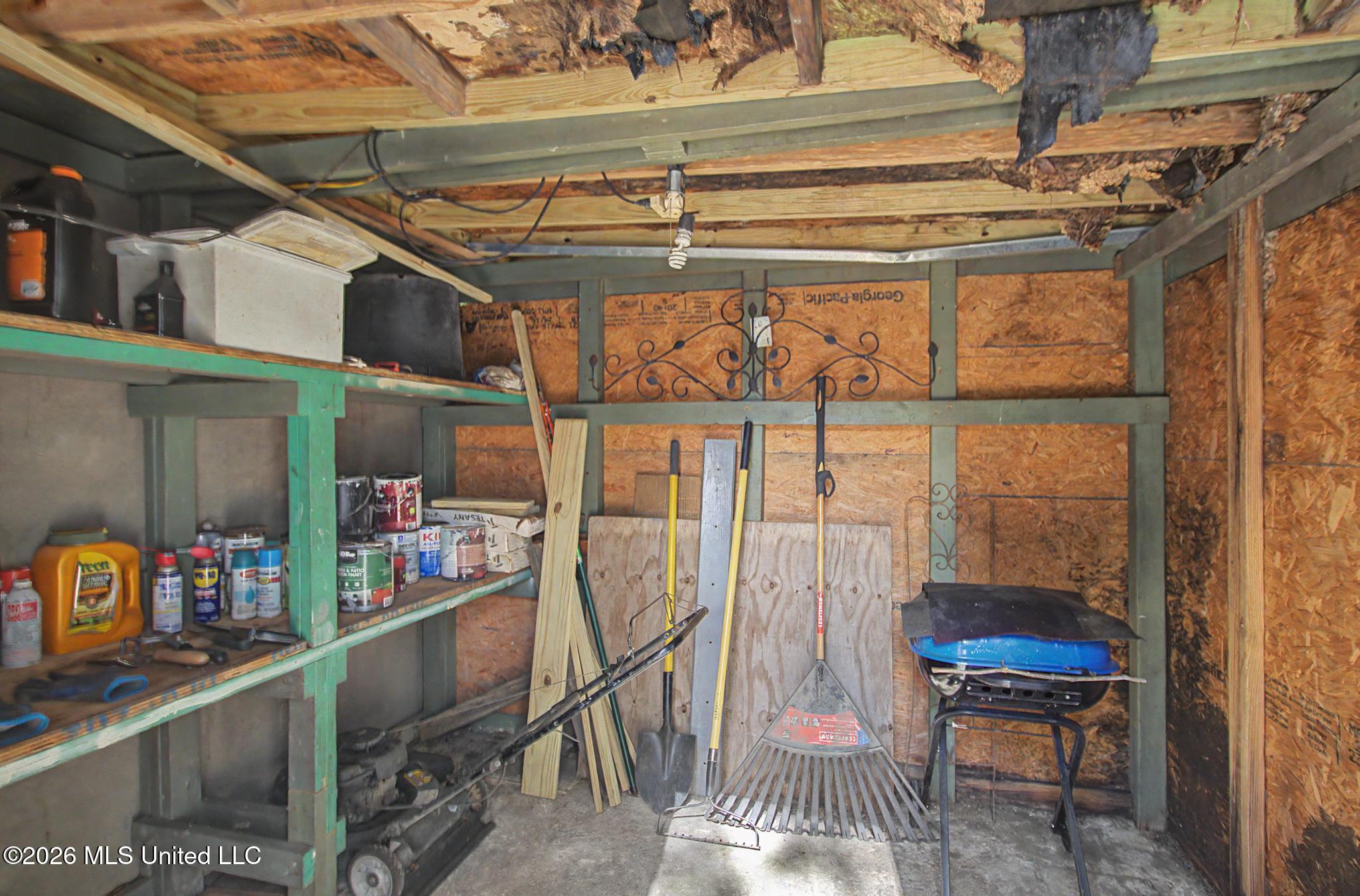 166 Violet Street Property Photo 18