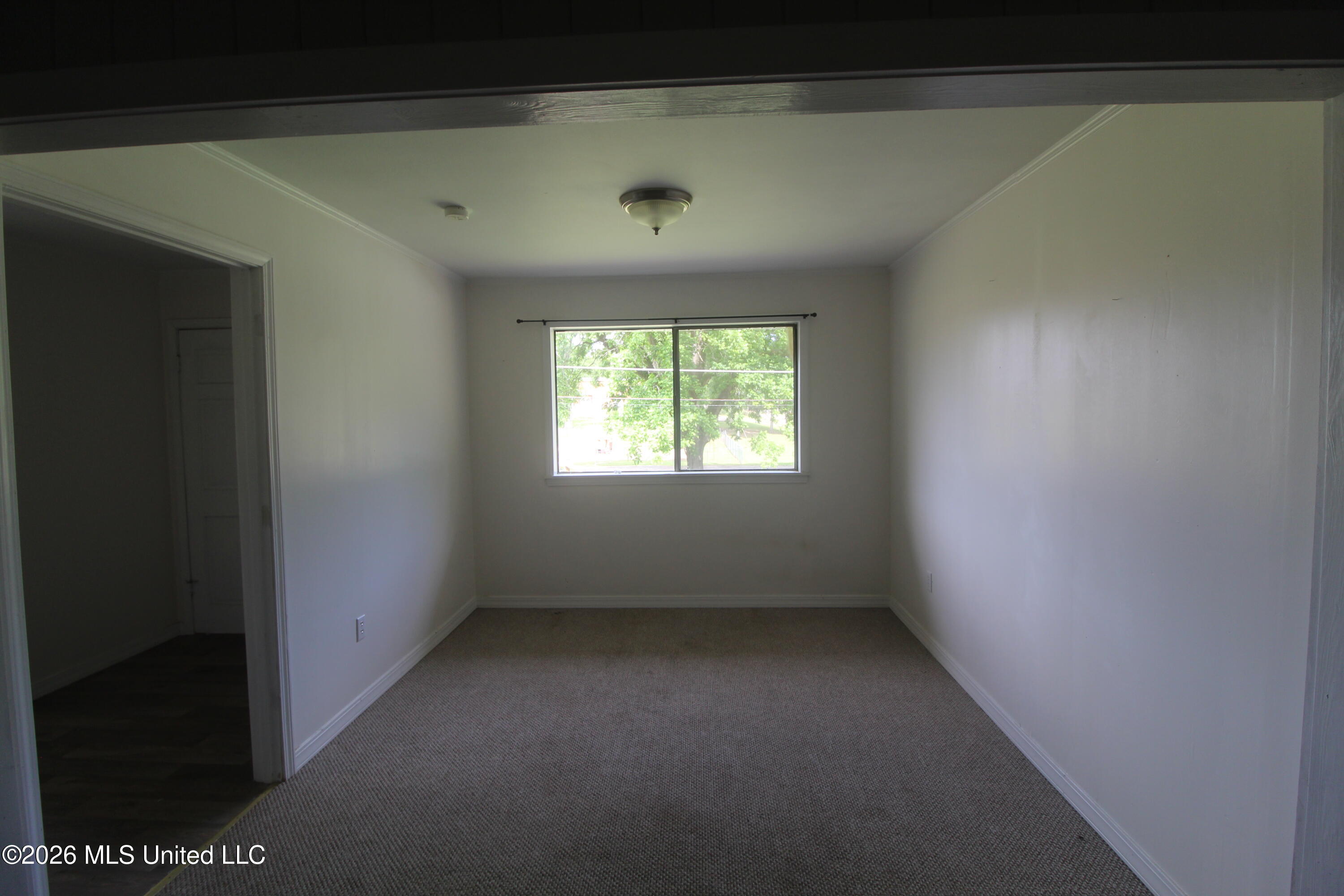 401 Wilson Street Property Photo 4