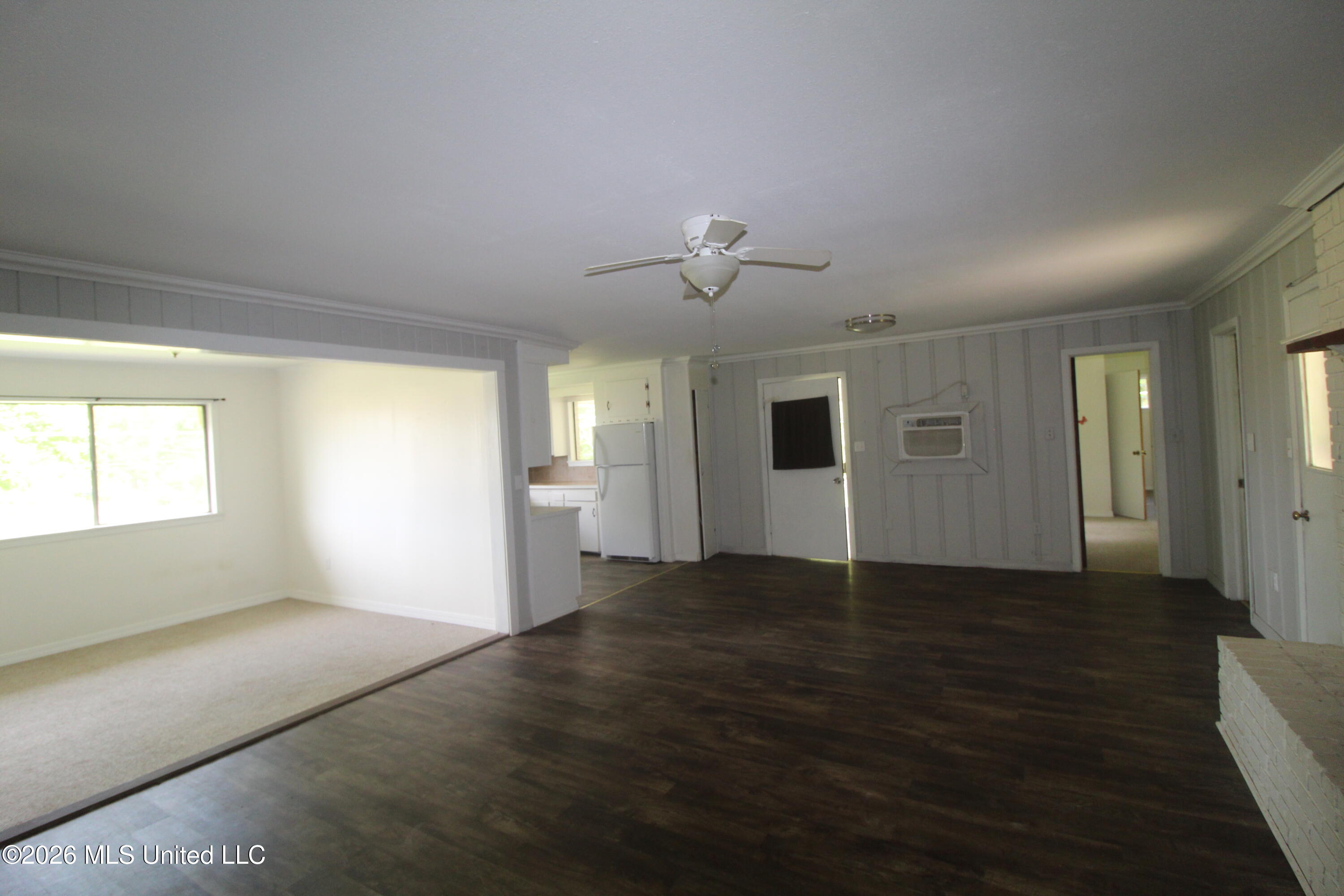 401 Wilson Street Property Photo 5