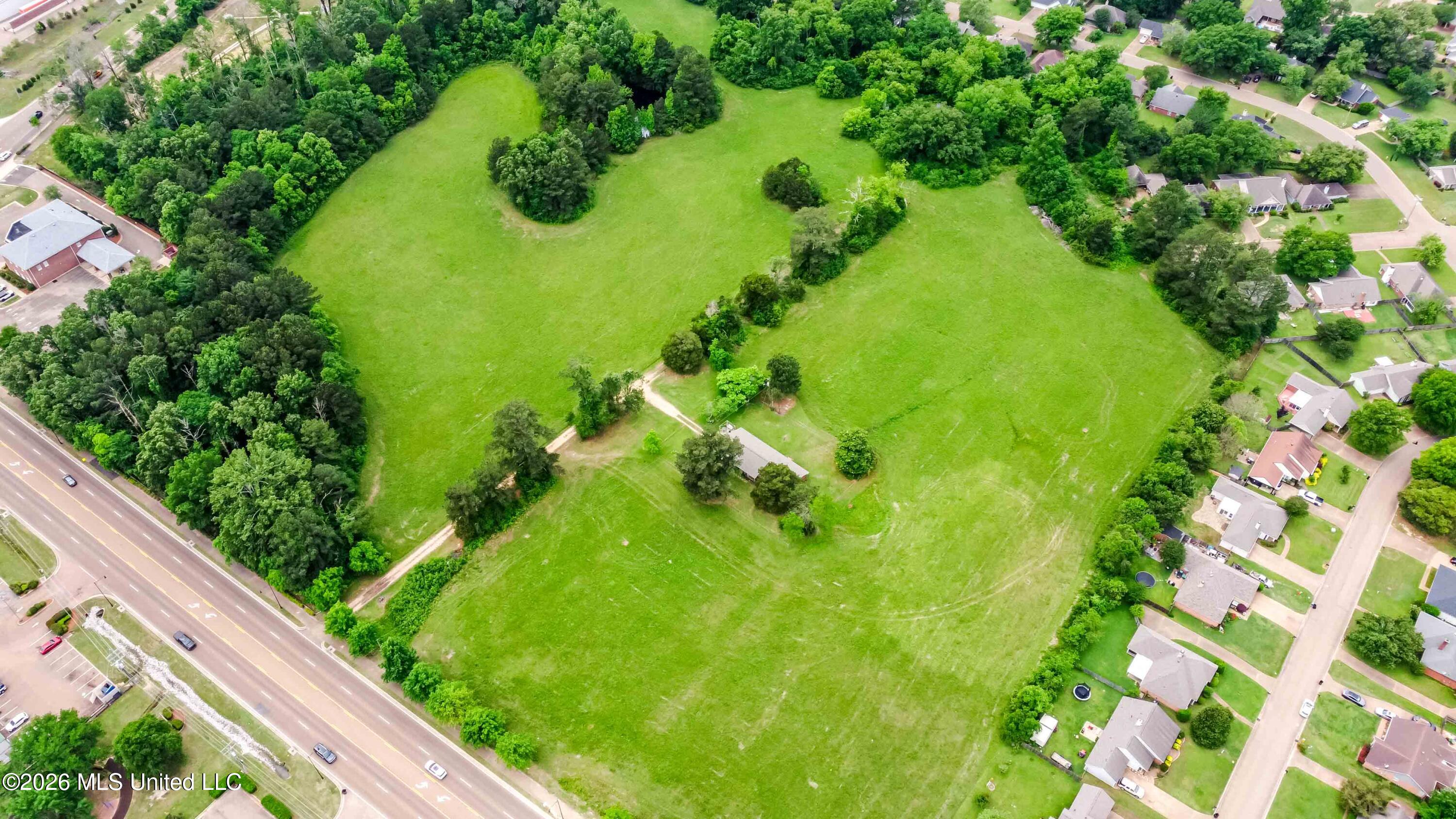 1668 Old Fannin Road Property Photo 2