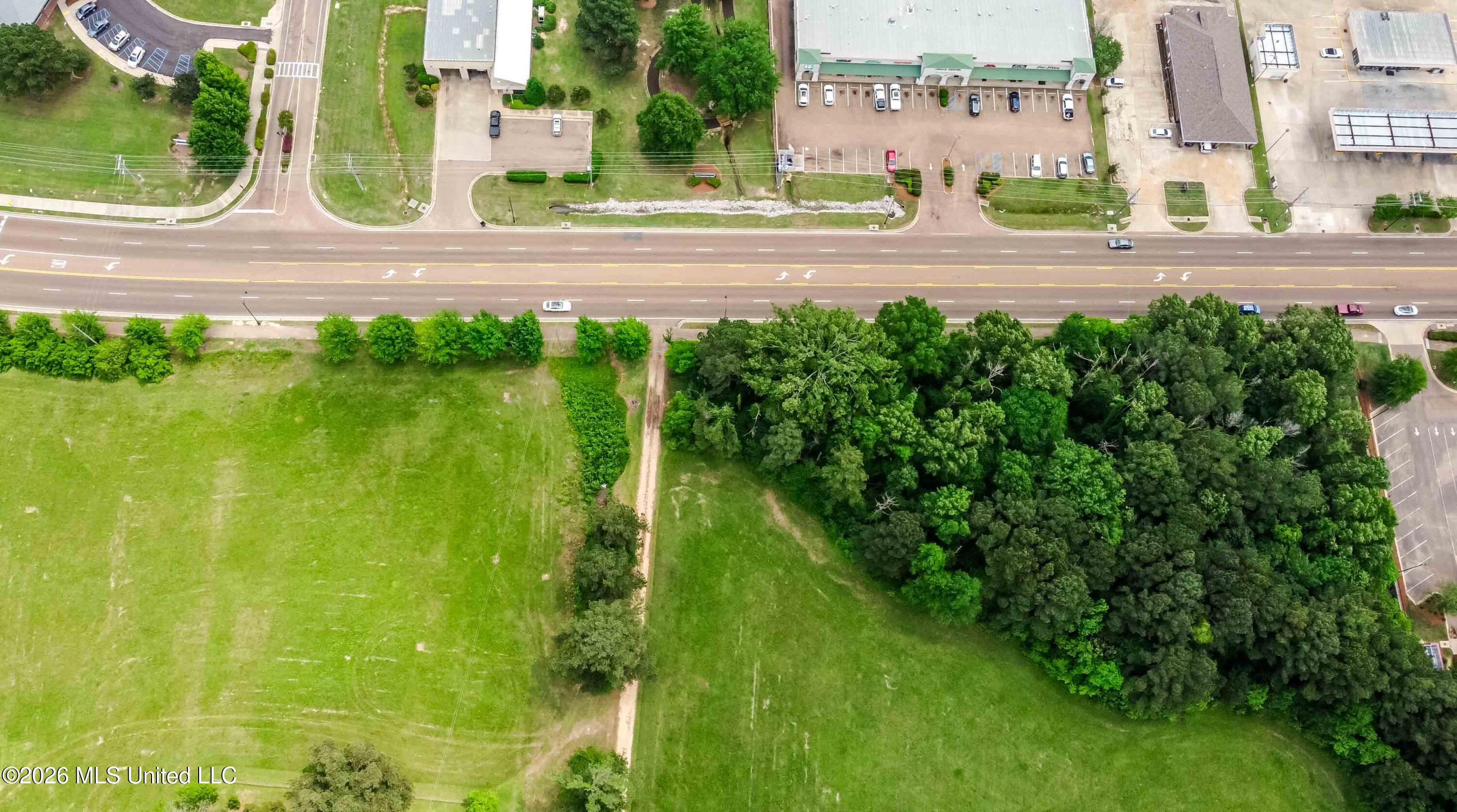 1668 Old Fannin Road Property Photo 4