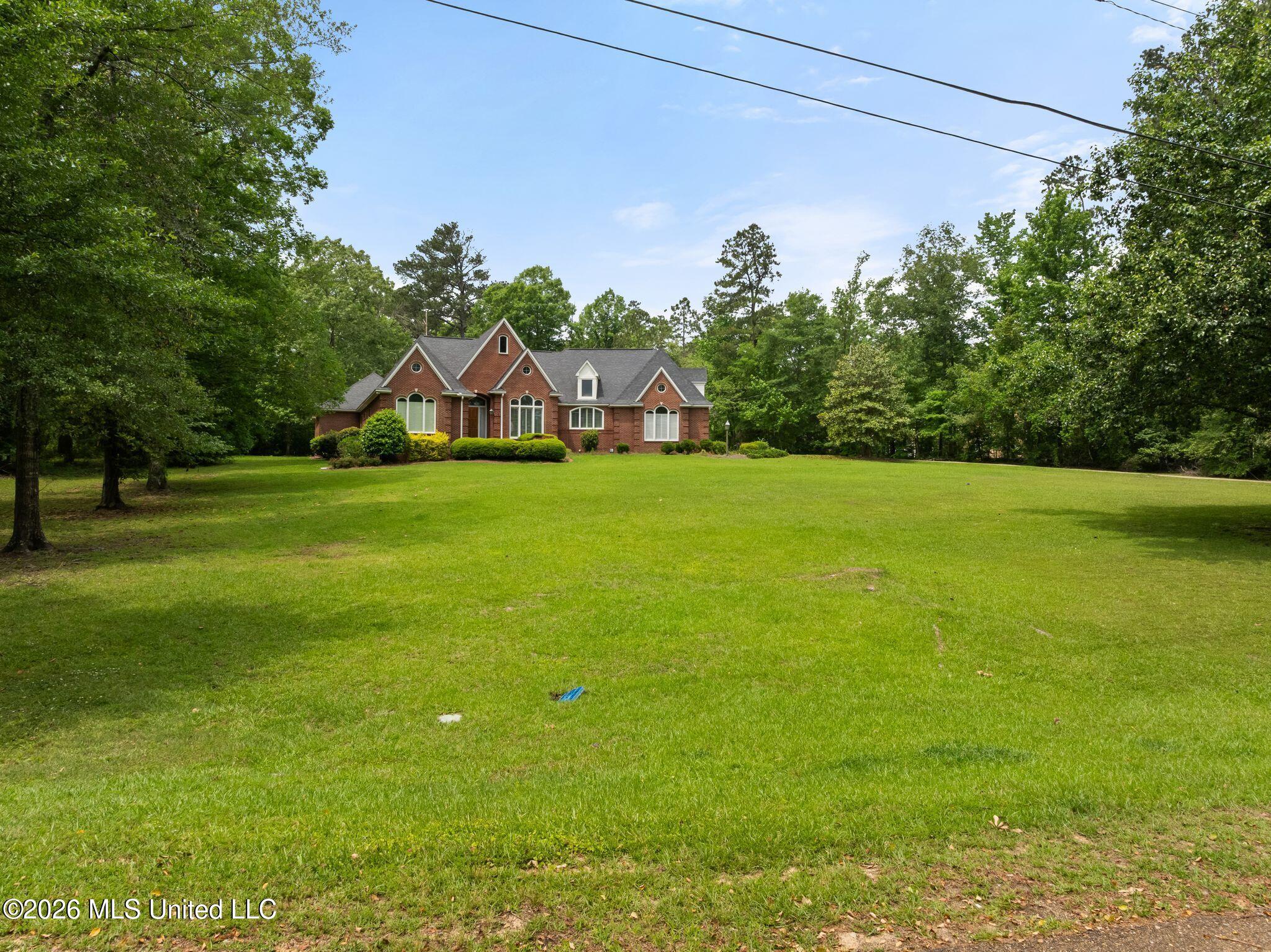 21 Shady Creek Trail Property Photo 4