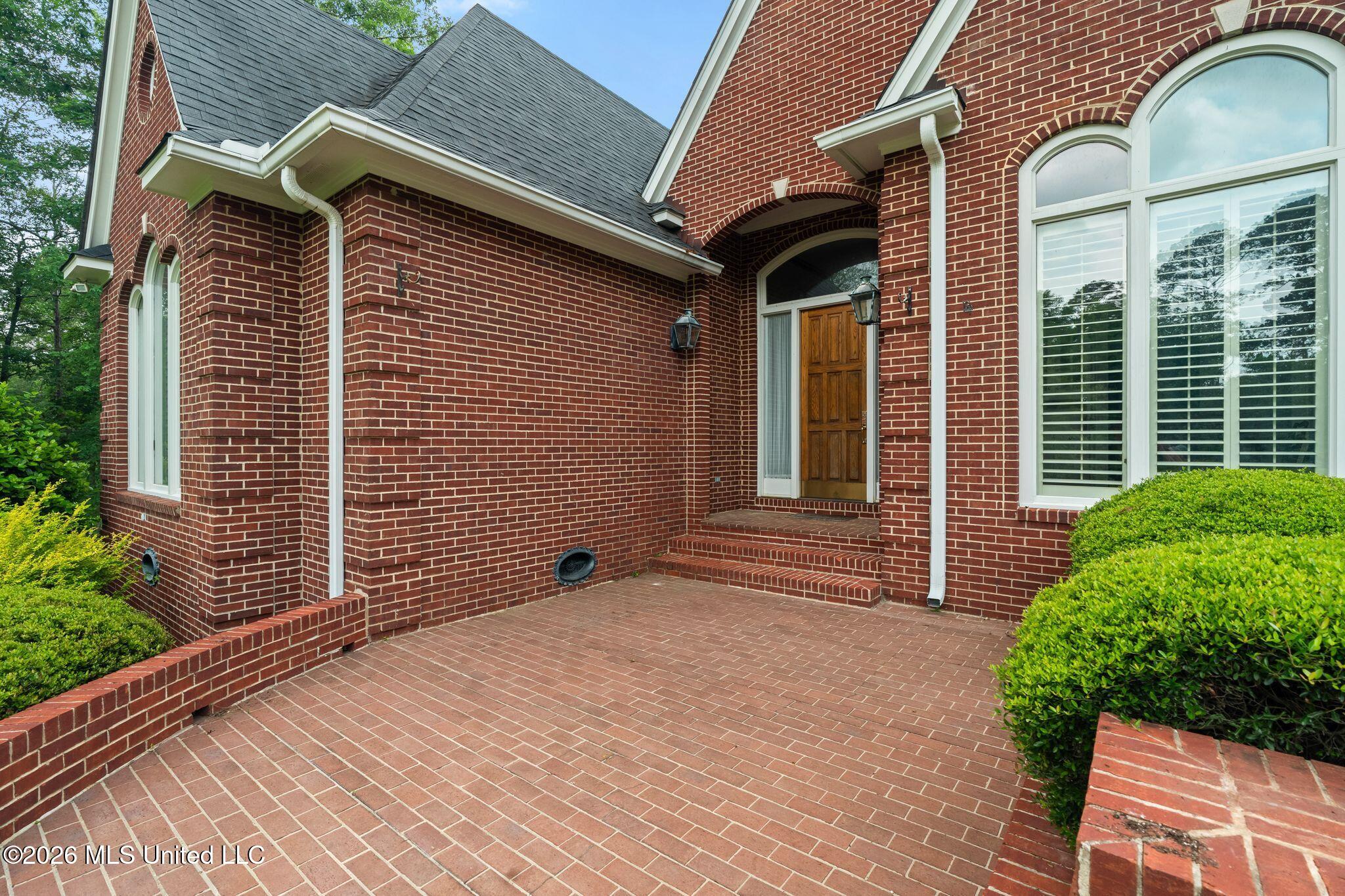 21 Shady Creek Trail Property Photo 8