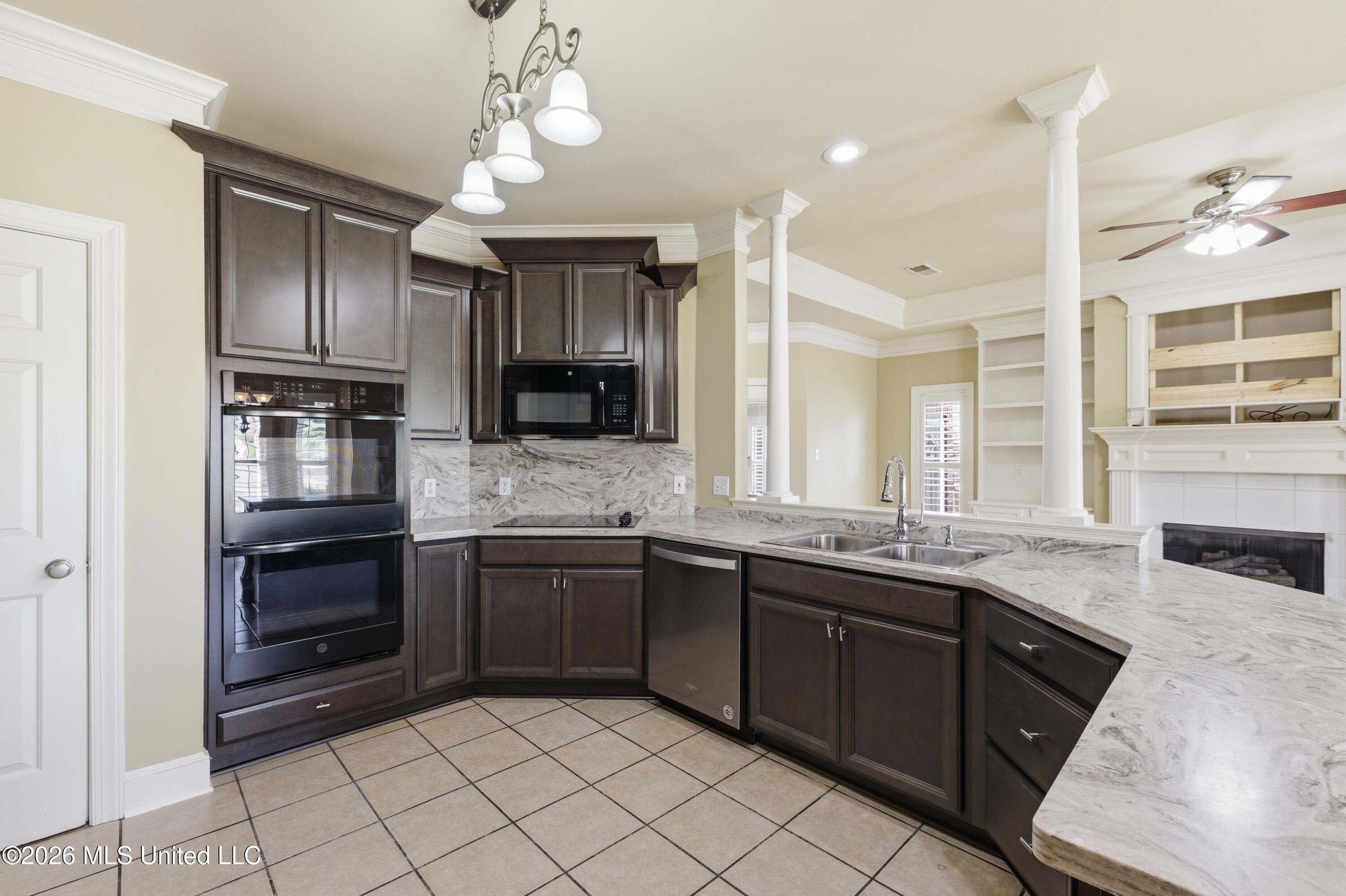 4856 Windsong Cove Property Photo 21