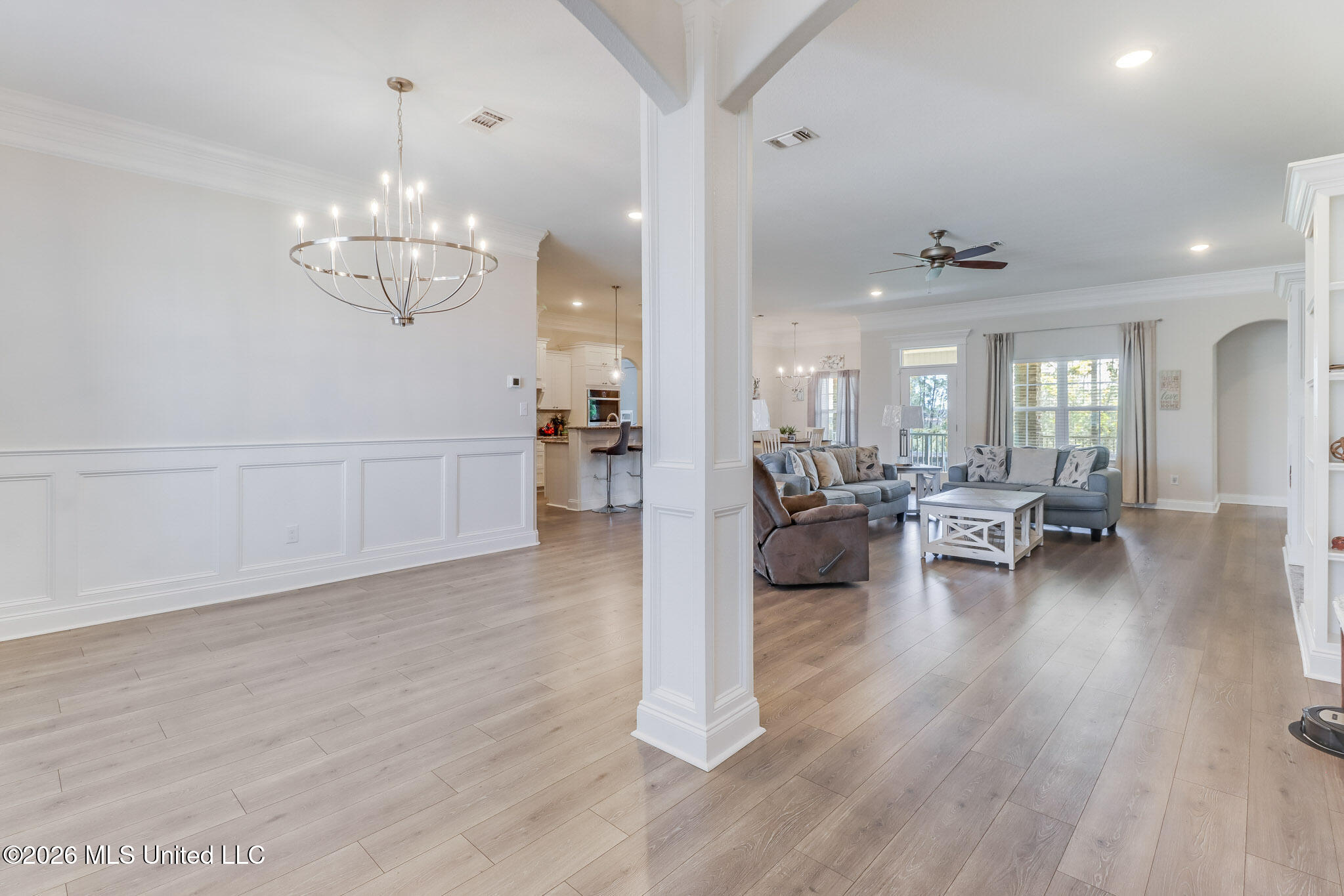 5894 Windmill Street Property Photo 4