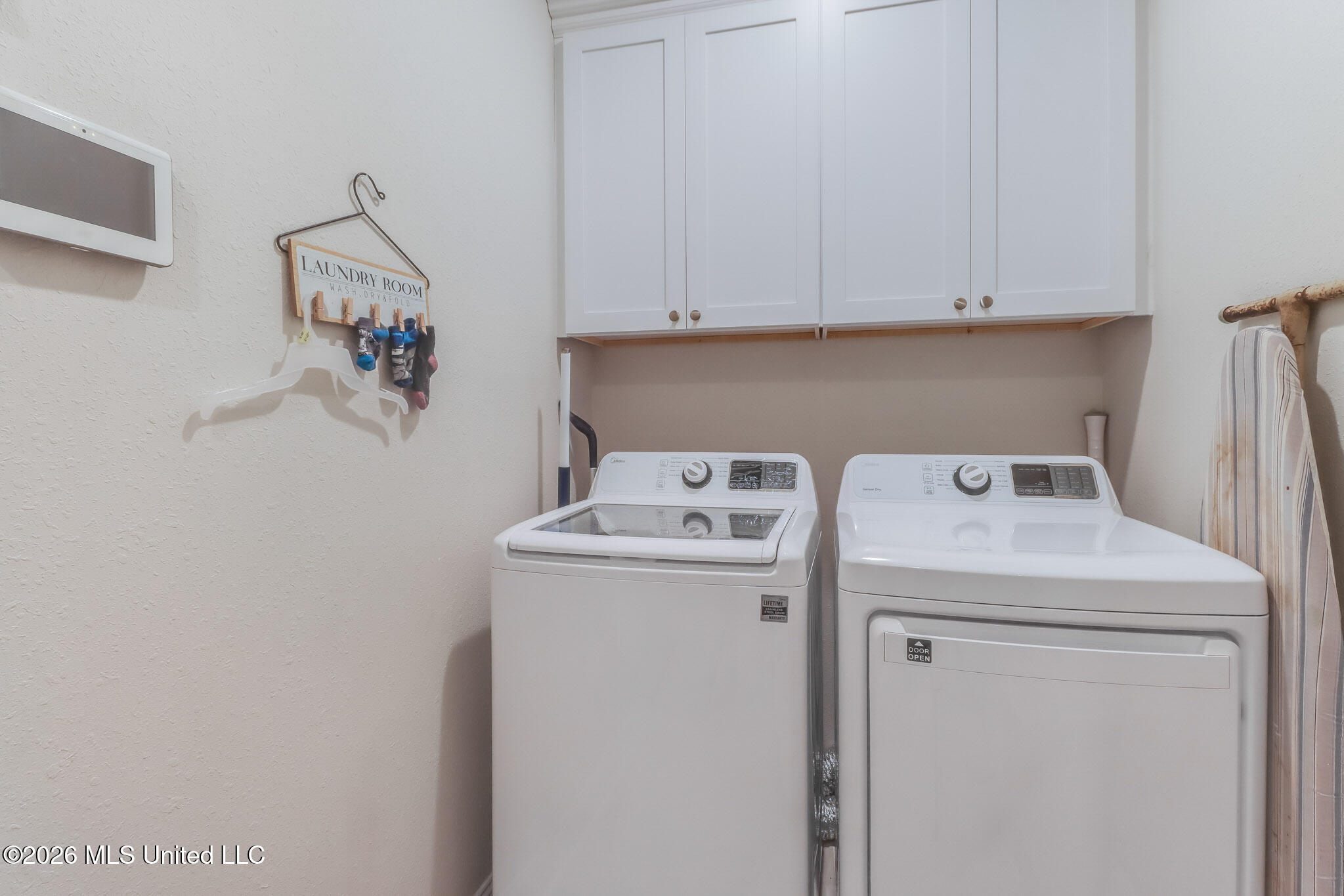 5894 Windmill Street Property Photo 18
