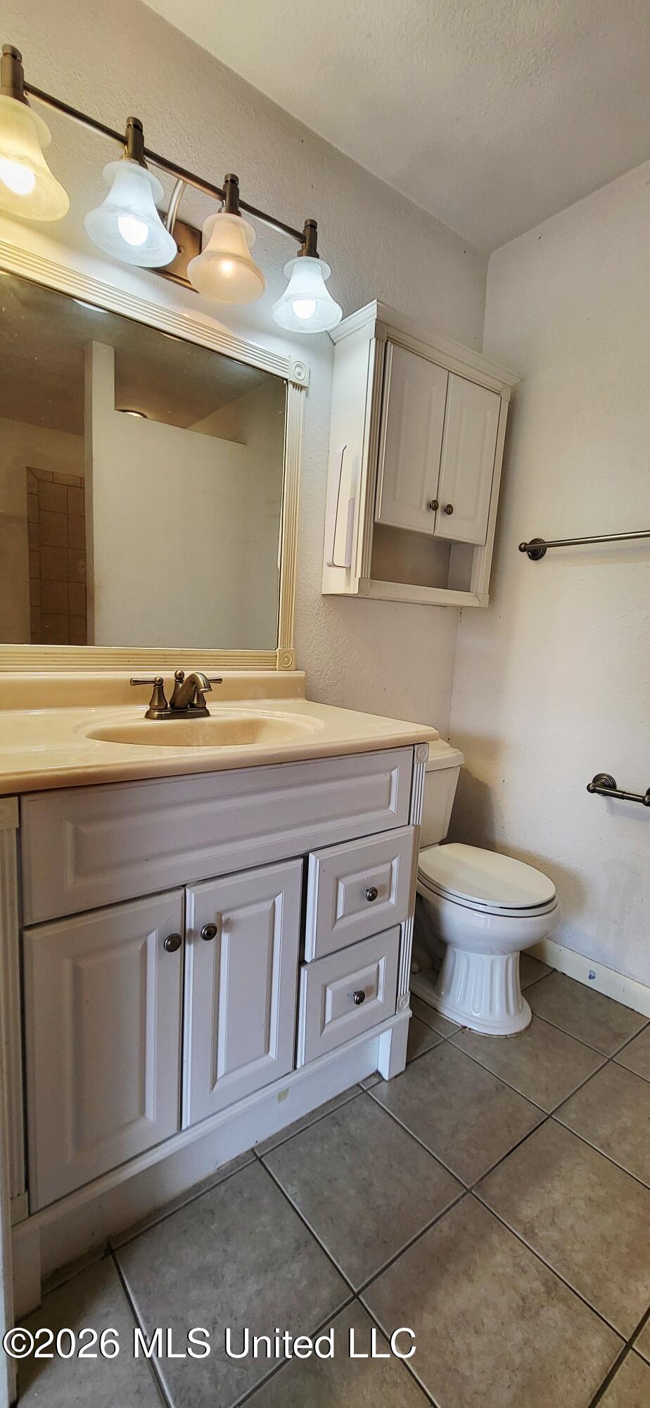 928 Courthouse Road Property Photo 6