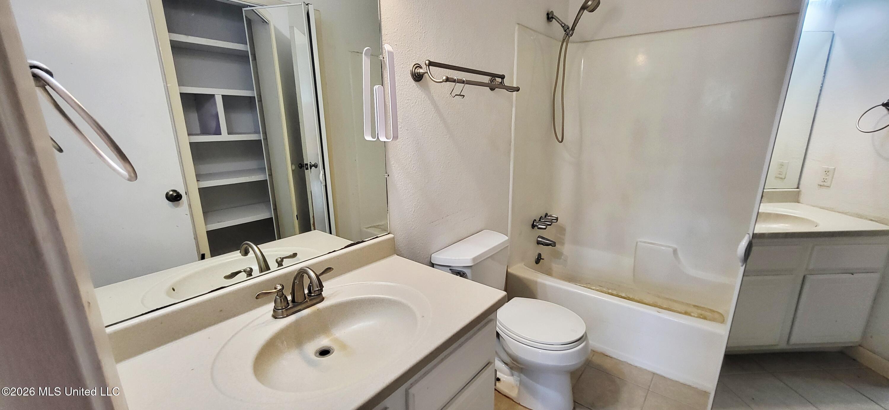 928 Courthouse Road Property Photo 13