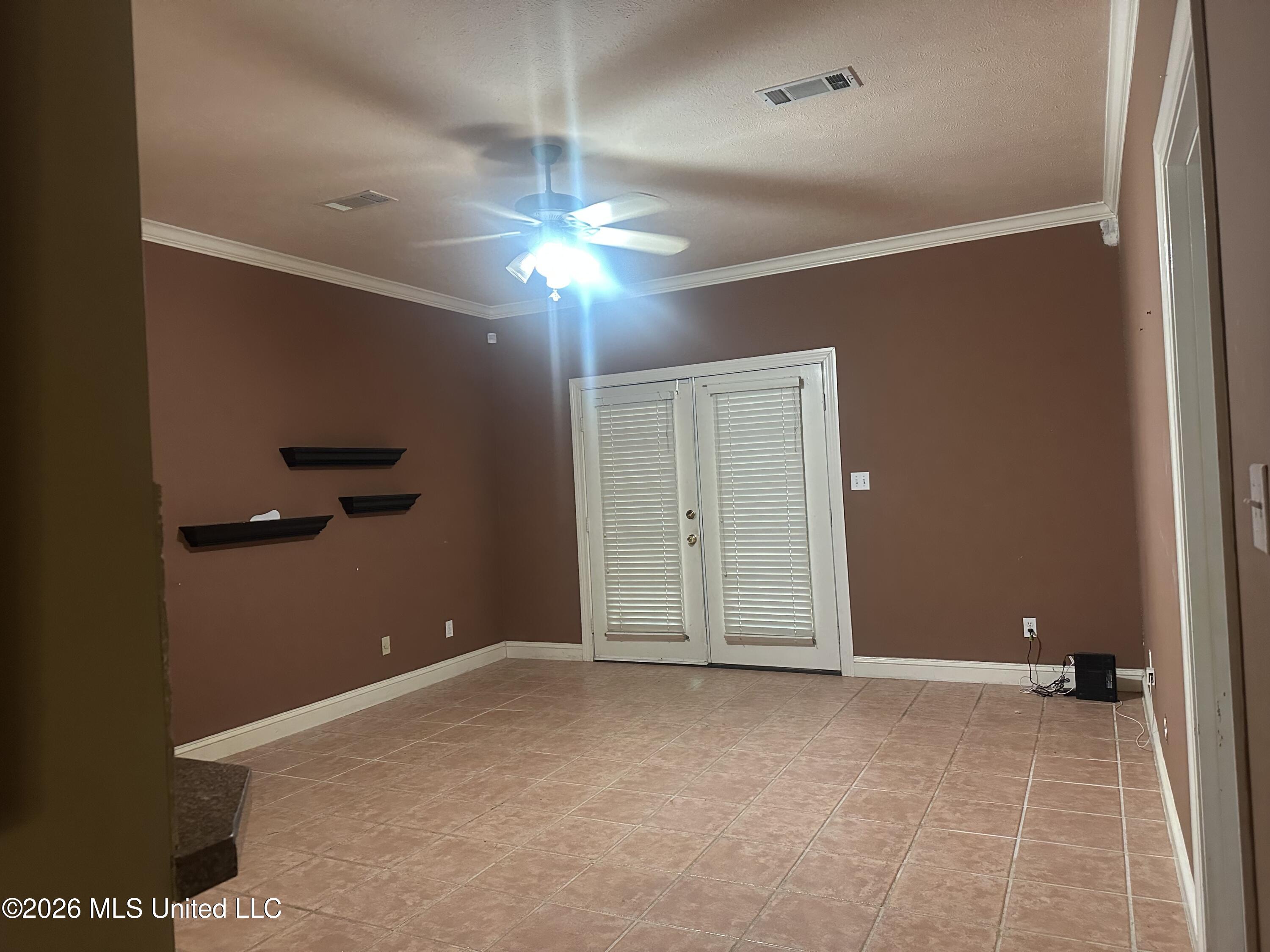 222 Brenhaven Boulevard Property Photo 4