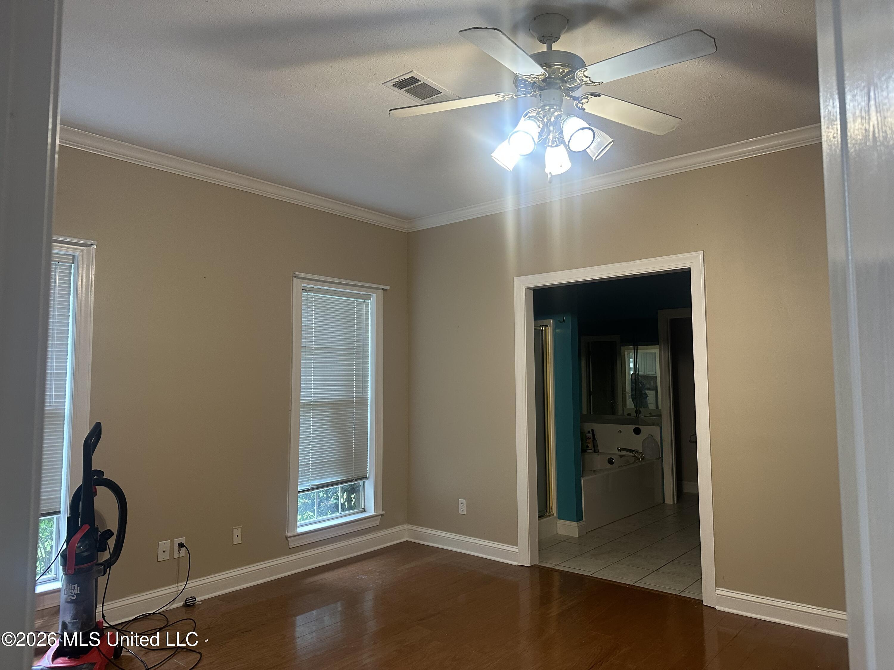 222 Brenhaven Boulevard Property Photo 5