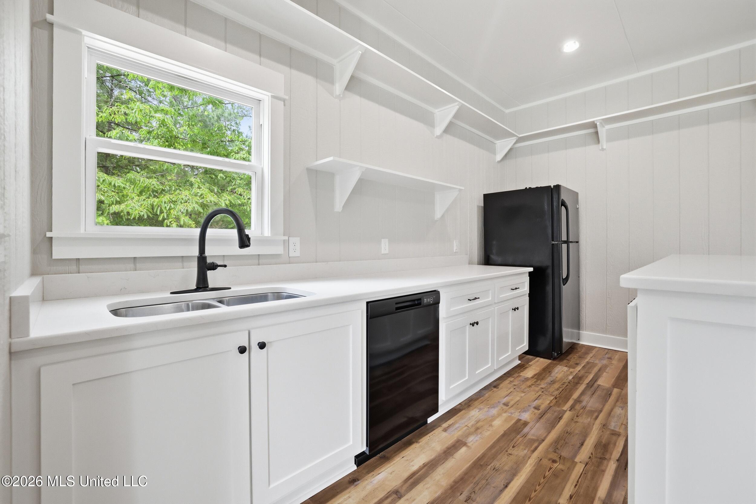 28 W Lake Road Property Photo 63