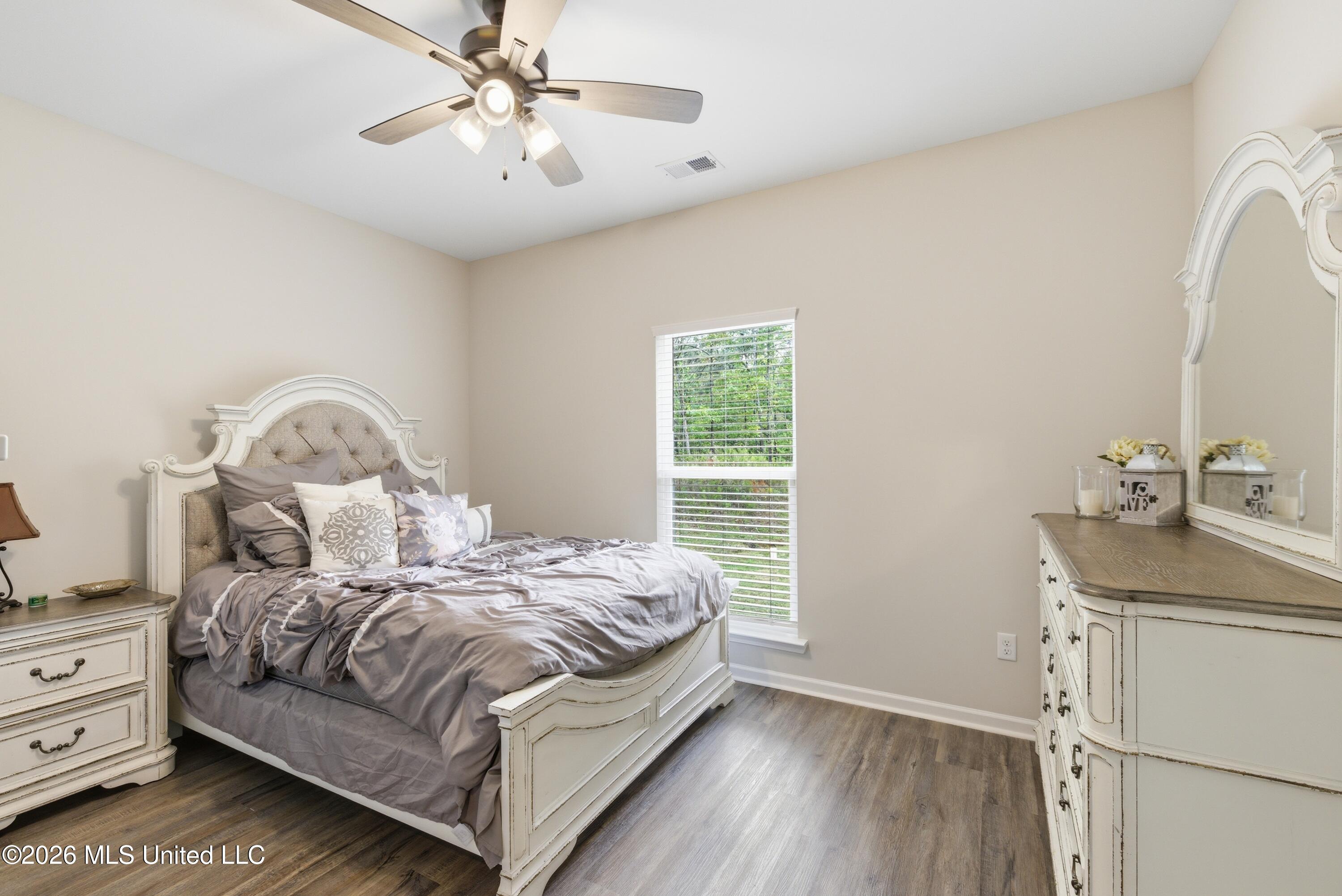 205 Clover Cove Property Photo 14