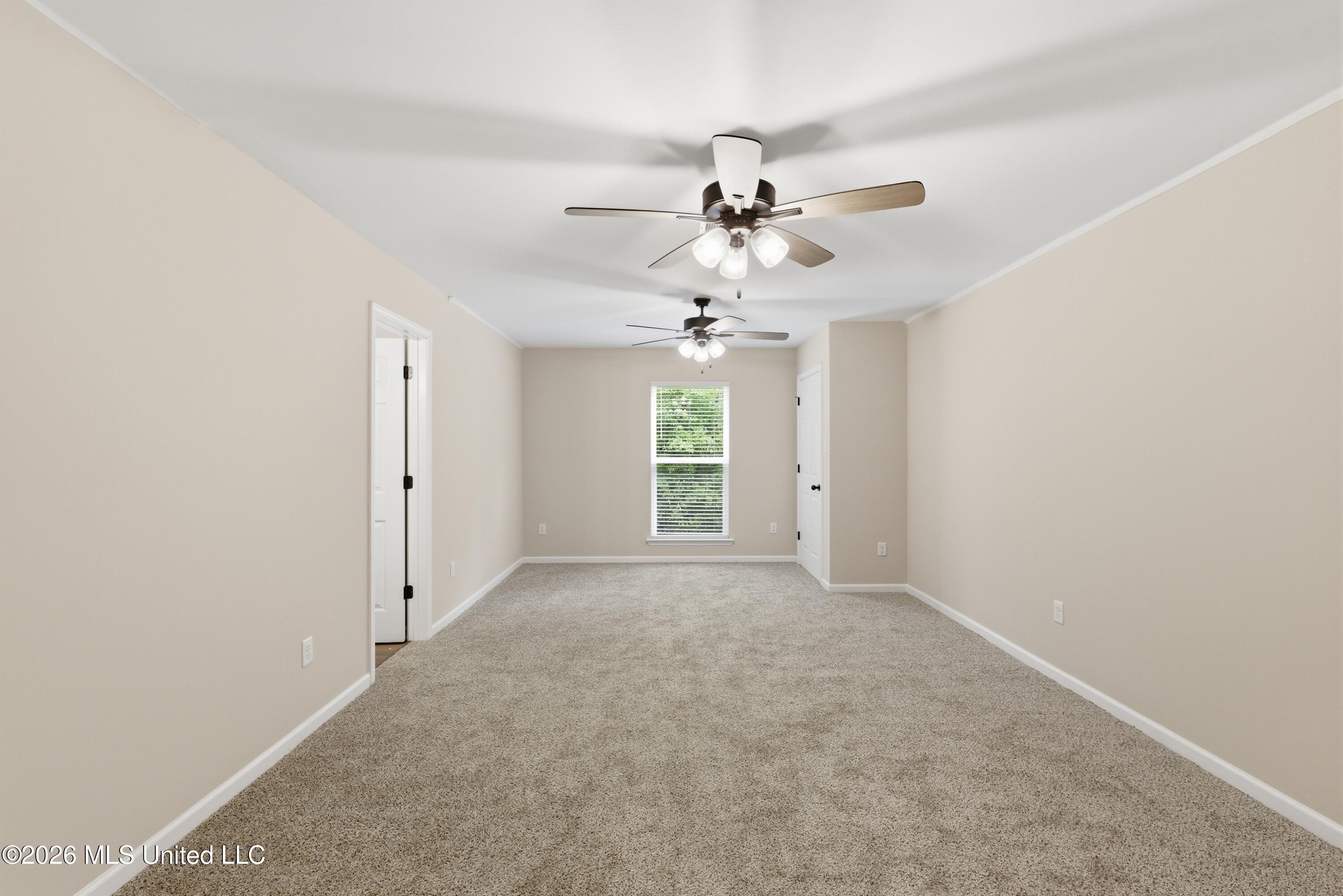 205 Clover Cove Property Photo 17